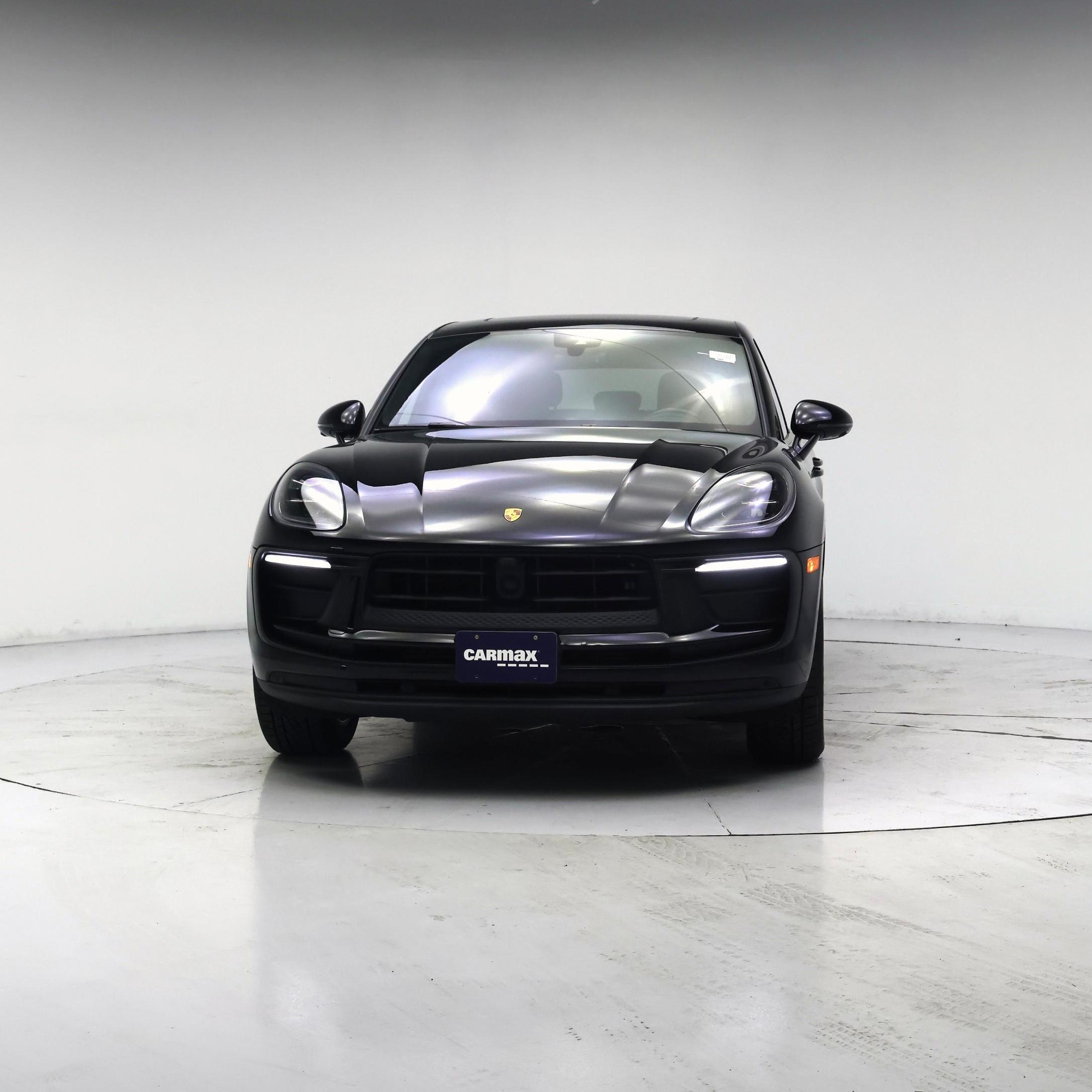 Thumbnail: 2023 Porsche Macan - 5