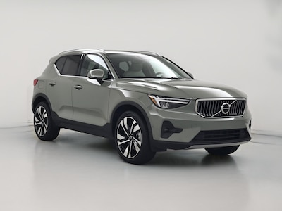 2024 Volvo XC40 B5 Plus Bright Theme
