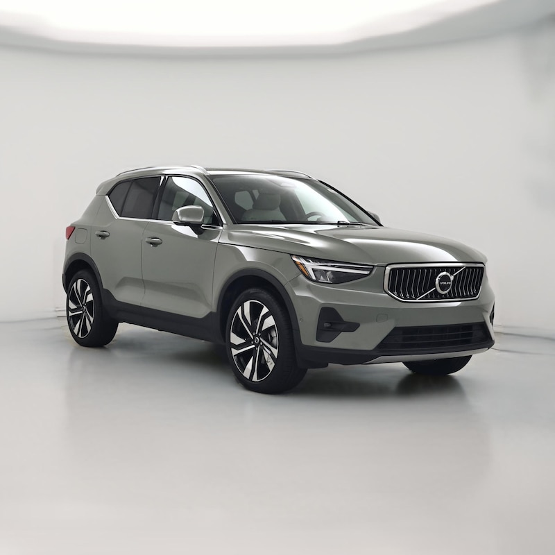 2024 Volvo XC40 B5 Plus Bright Theme