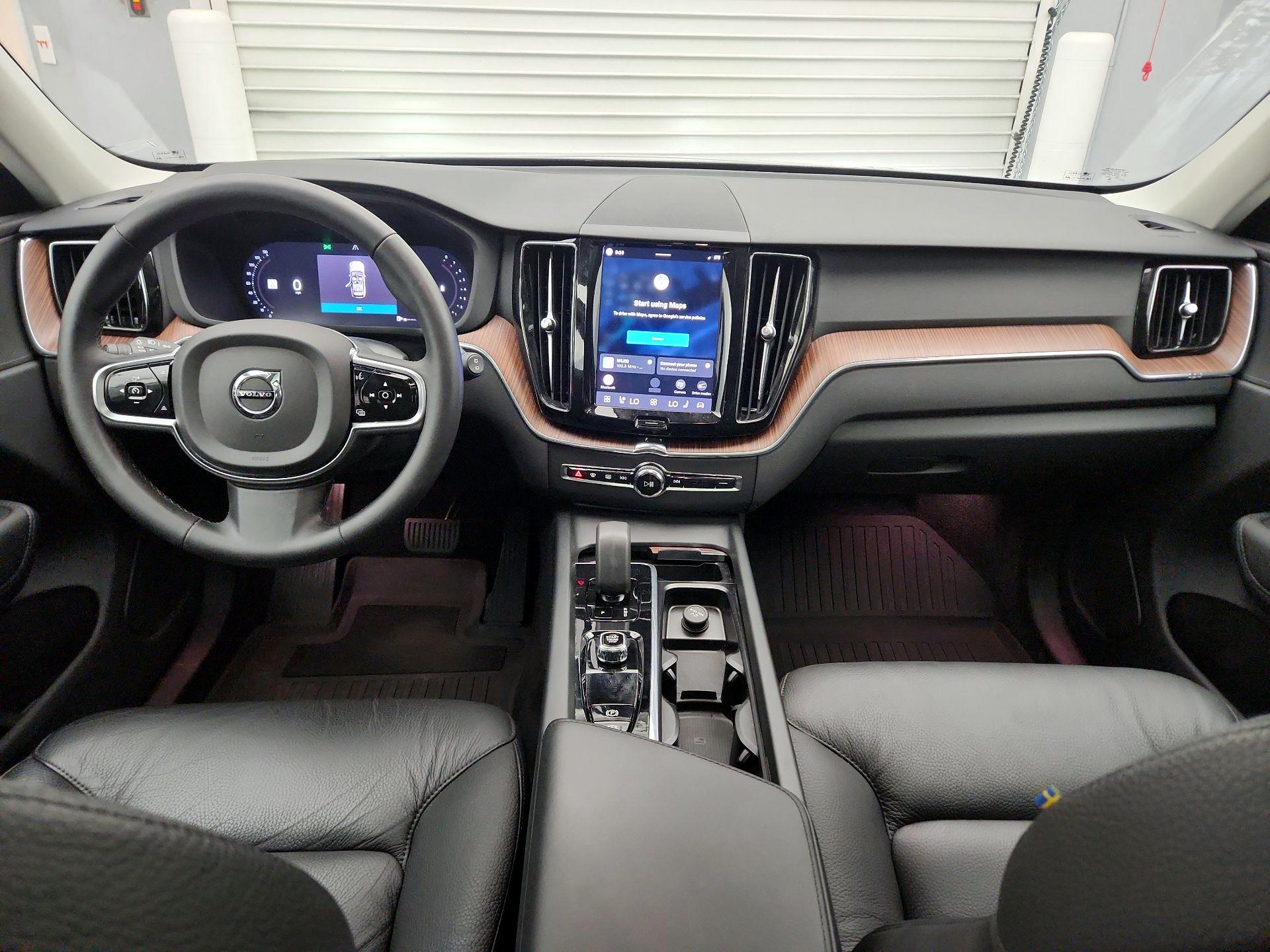 Thumbnail: 2023 Volvo XC60 - 9