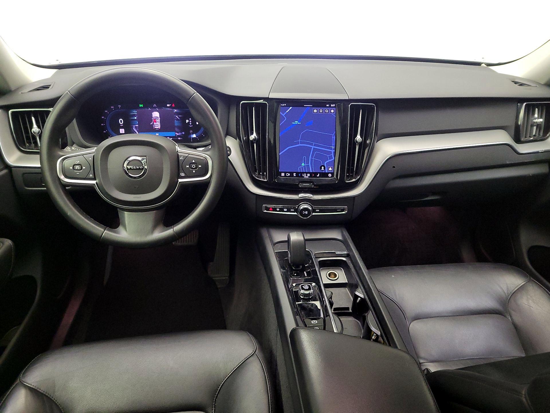 Thumbnail: 2023 Volvo XC60 - 9
