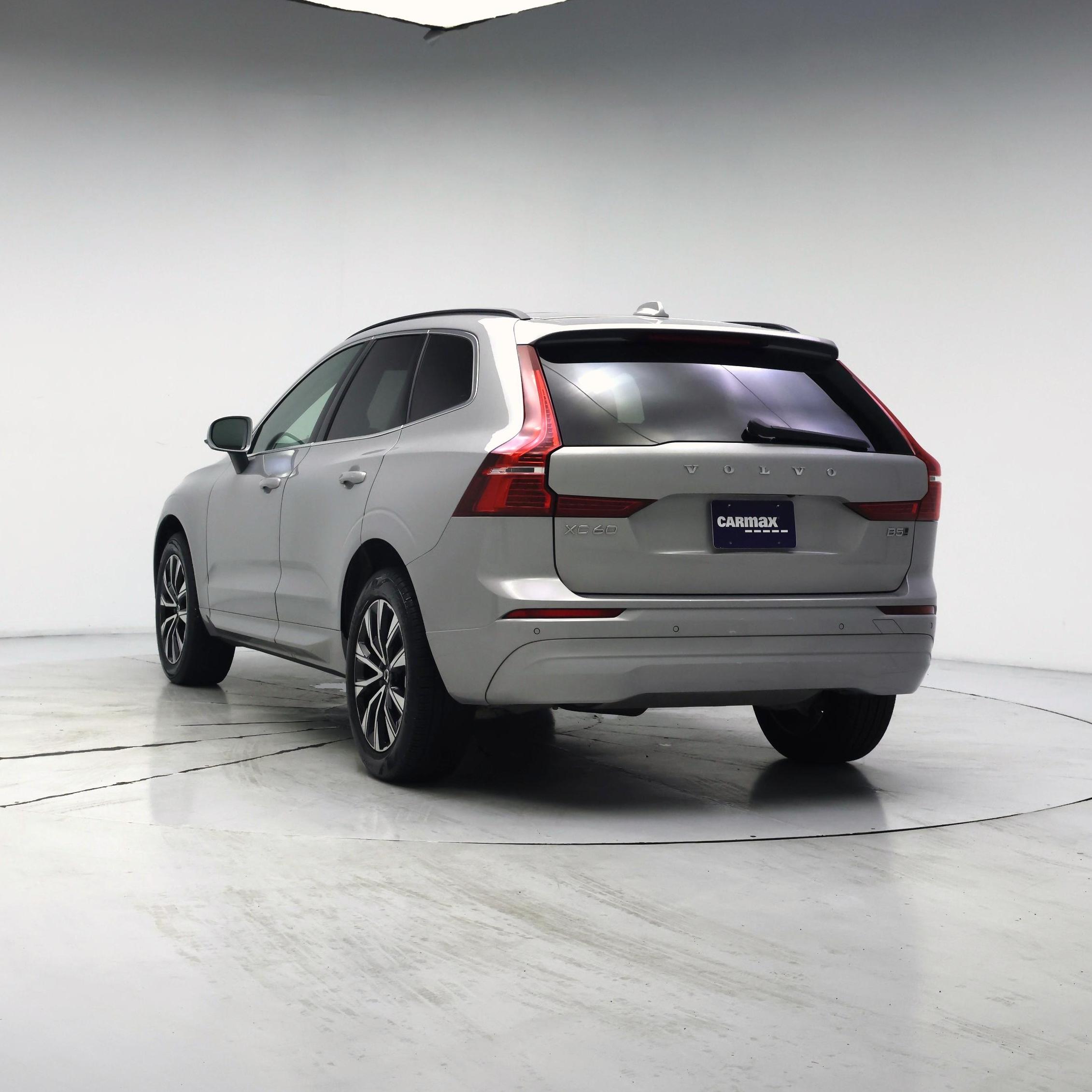 Thumbnail: 2023 Volvo XC60 - 2
