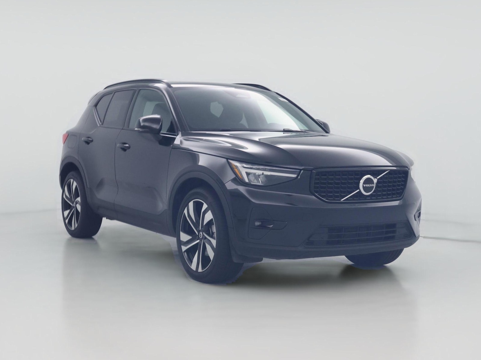 2023 Volvo XC40