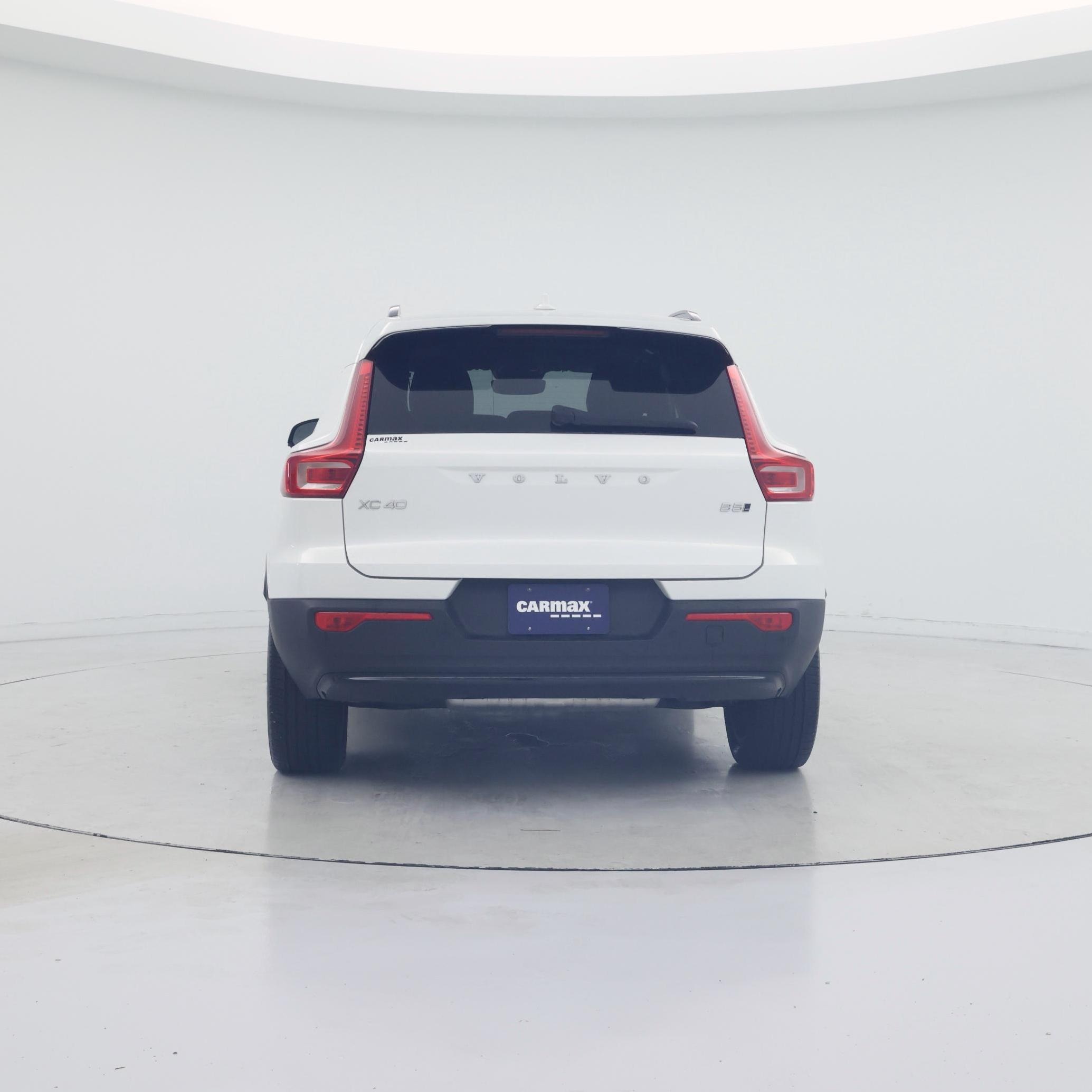 Thumbnail: 2024 Volvo XC40 - 6