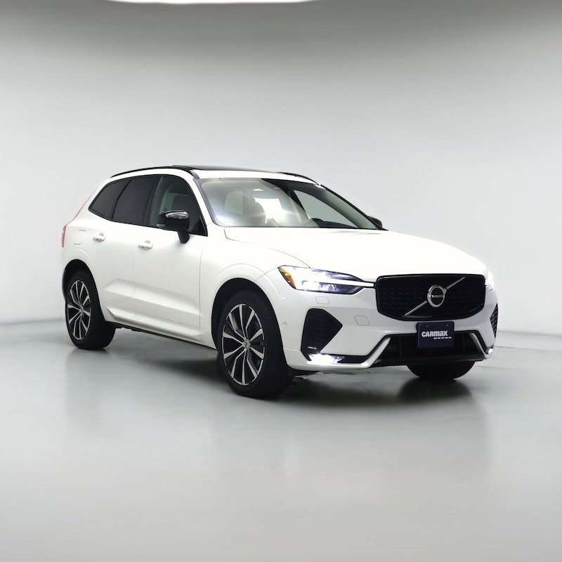 2023 Volvo XC60 B5 Plus Dark Theme