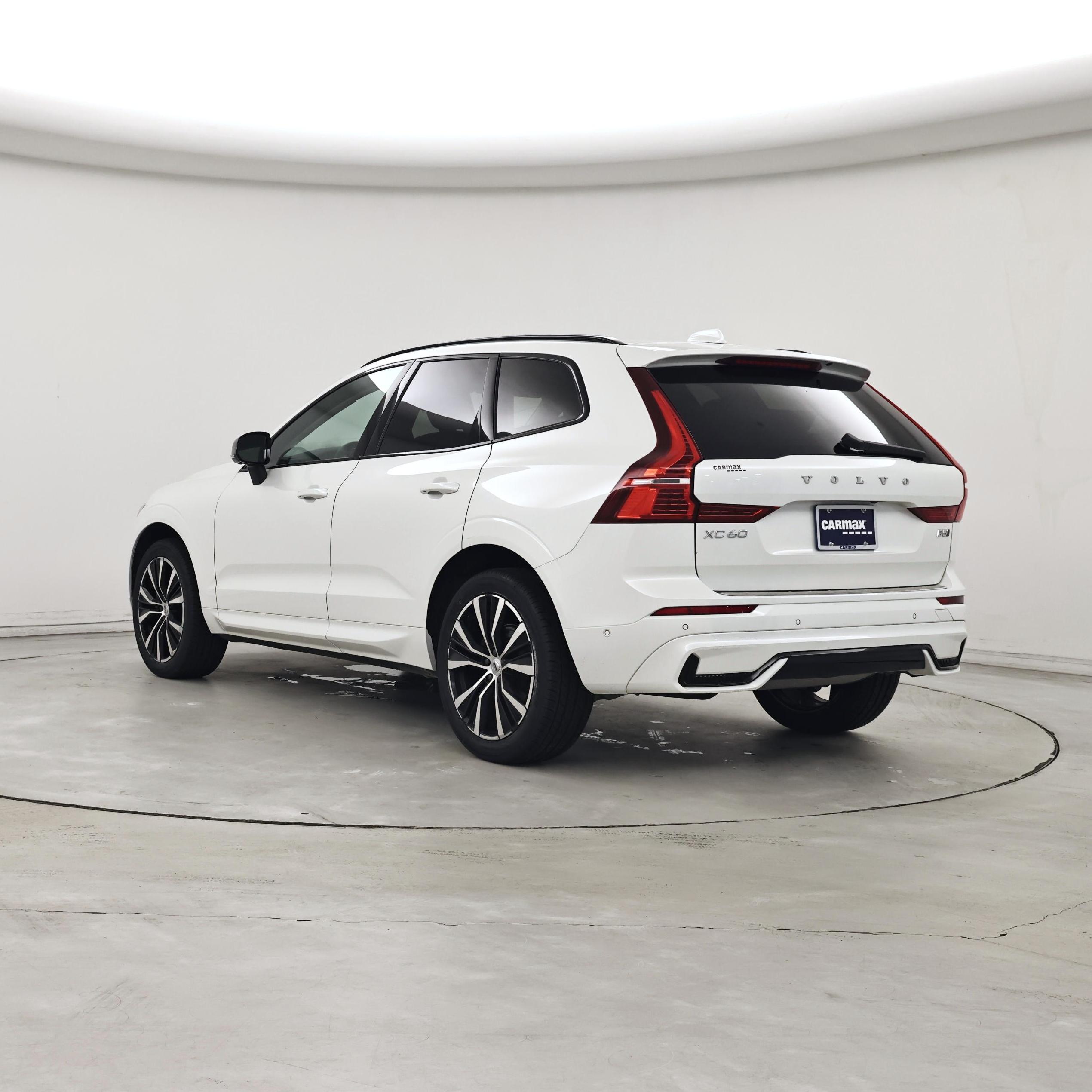 Thumbnail: 2023 Volvo XC60 - 2