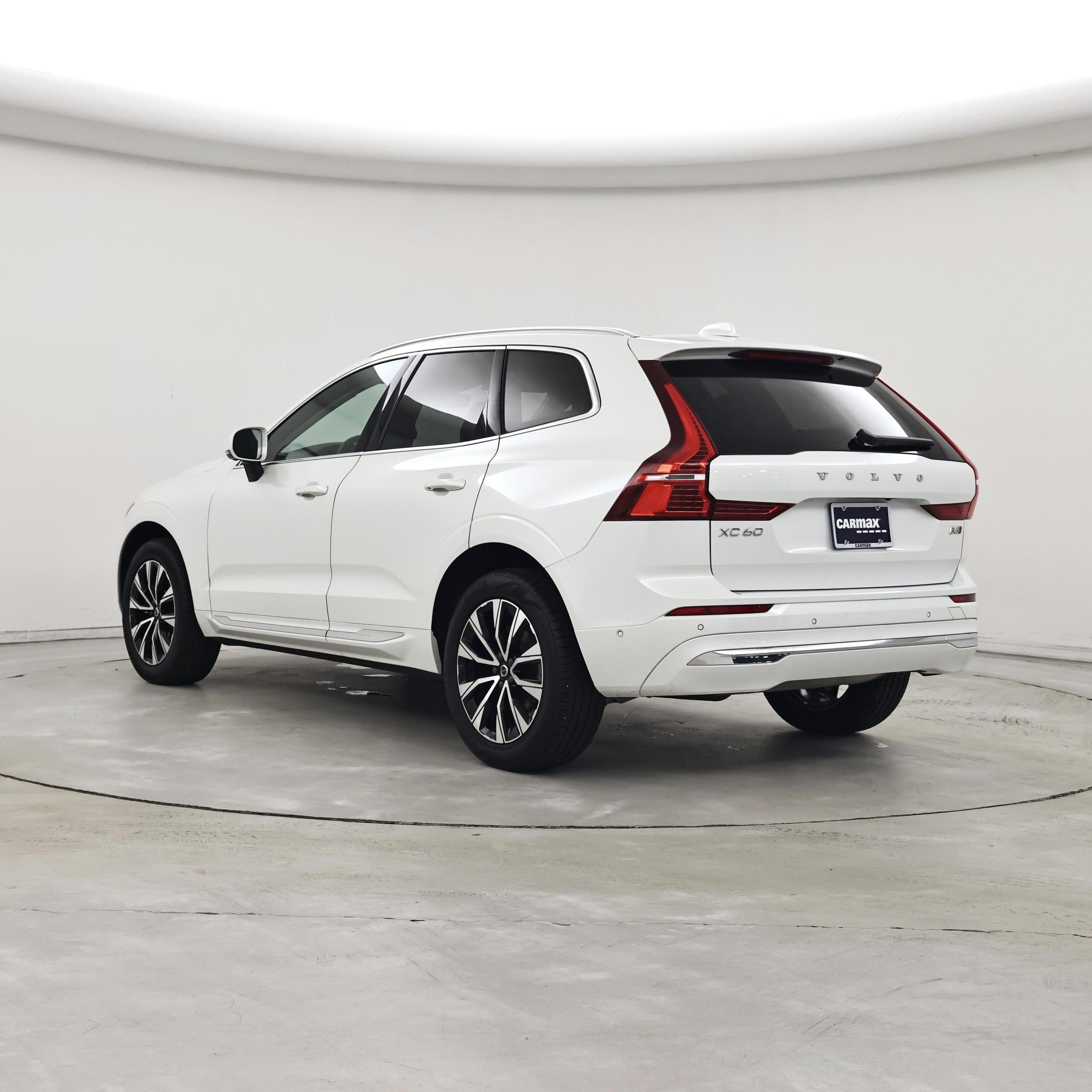 Thumbnail: 2023 Volvo XC60 - 2
