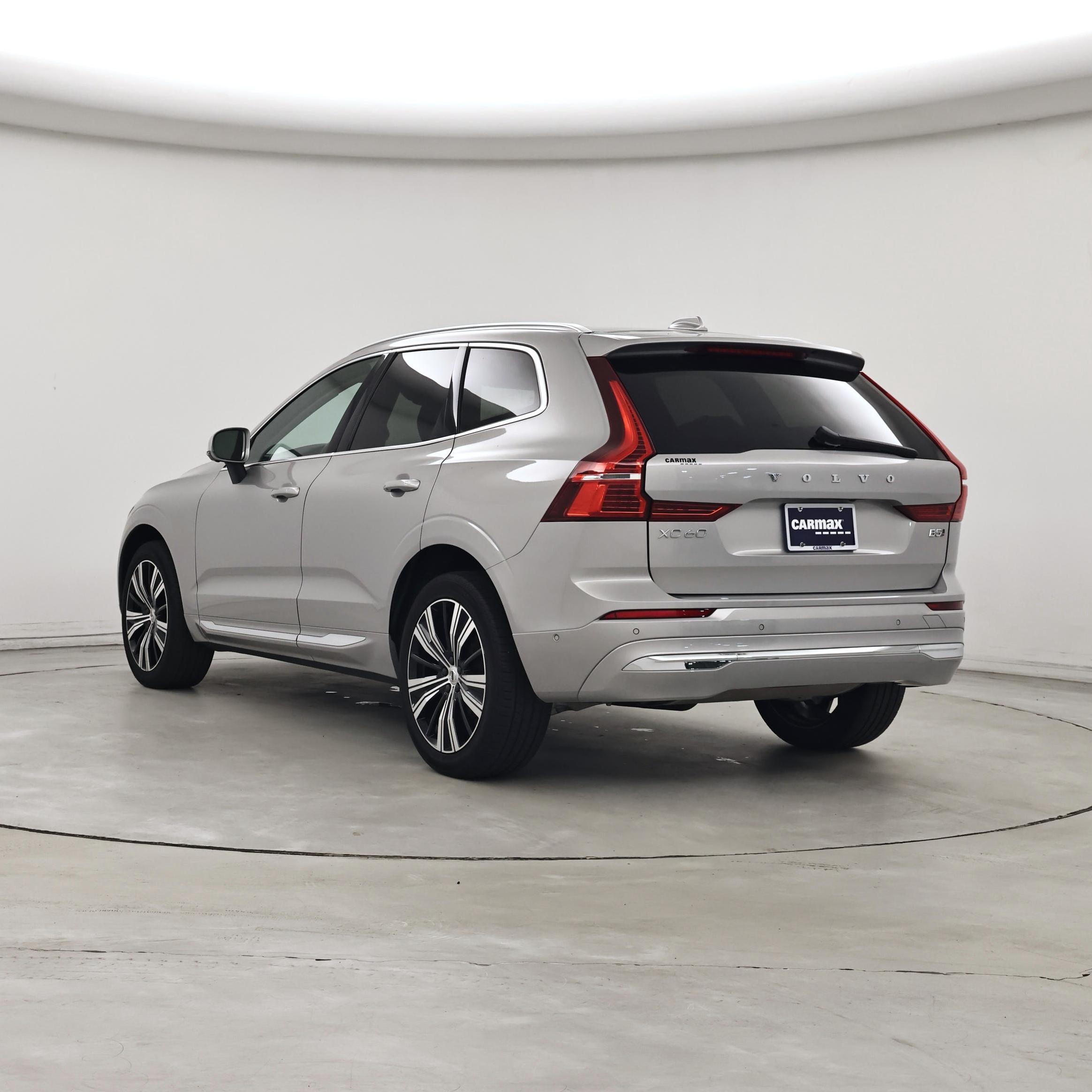 Thumbnail: 2023 Volvo XC60 - 2