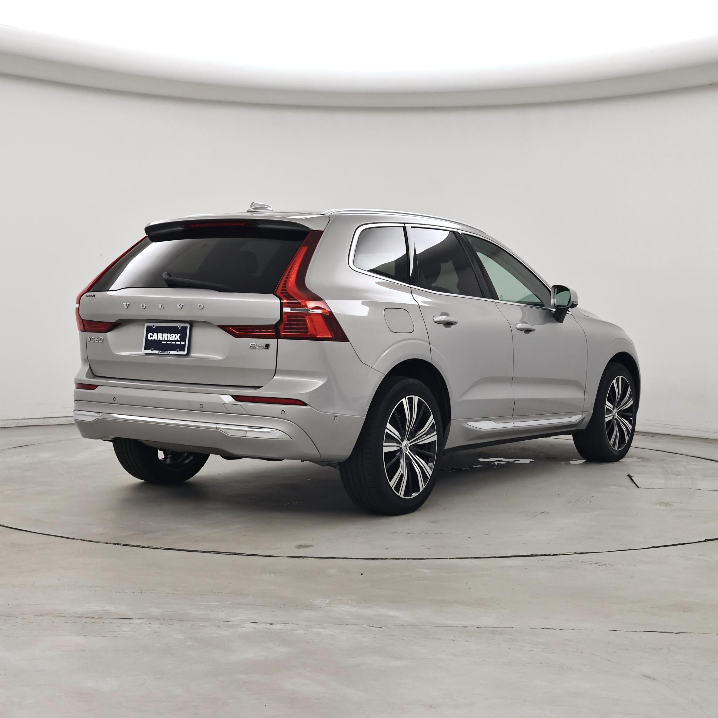 Thumbnail: 2023 Volvo XC60 - 8