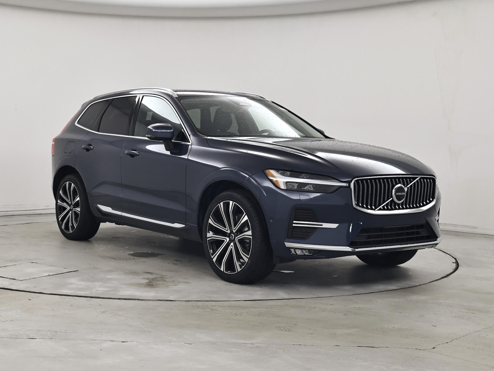 2023 Volvo XC60 Ultimate - Photo 2