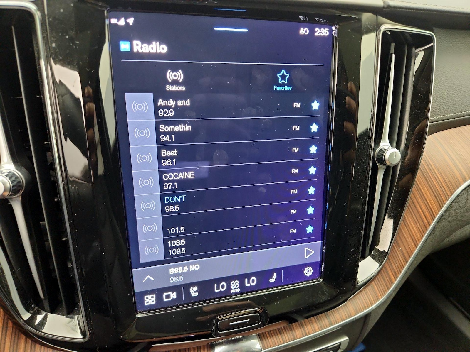 2023 Volvo XC60 Ultimate - Photo 17