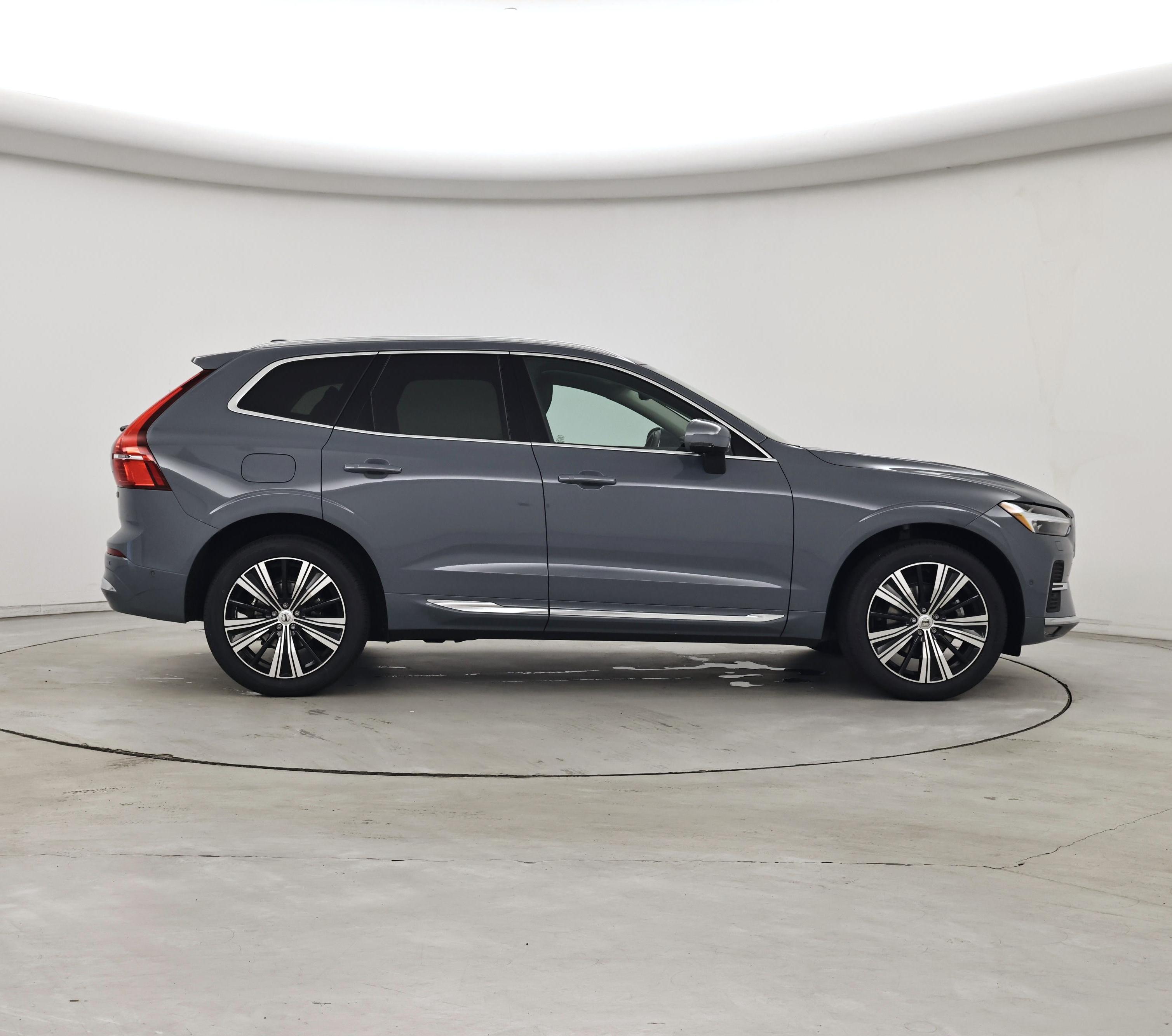 Thumbnail: 2023 Volvo XC60 - 7