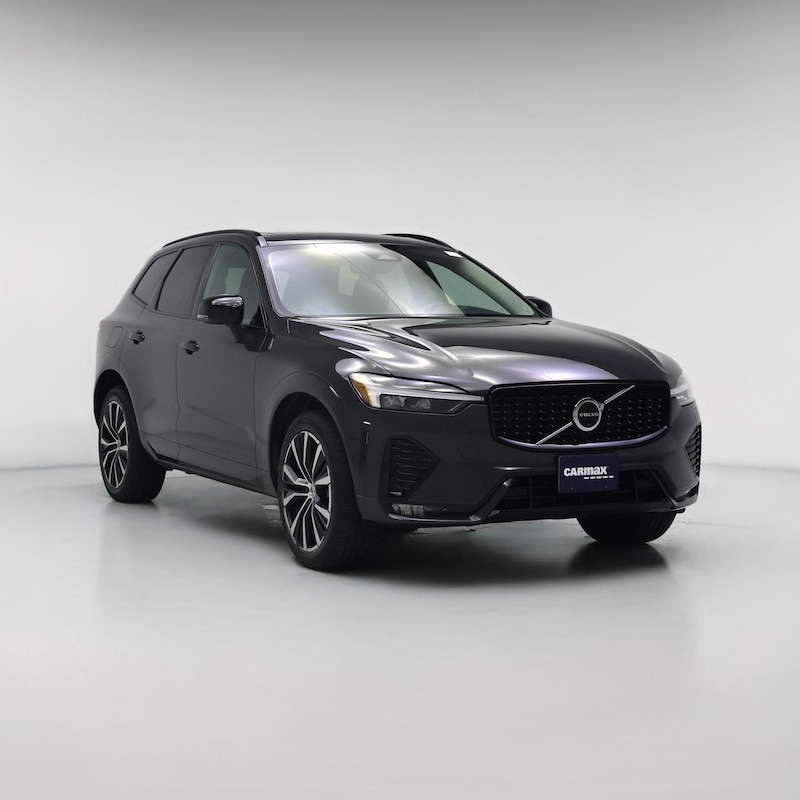 2024 Volvo XC60 B5 Core Dark Theme