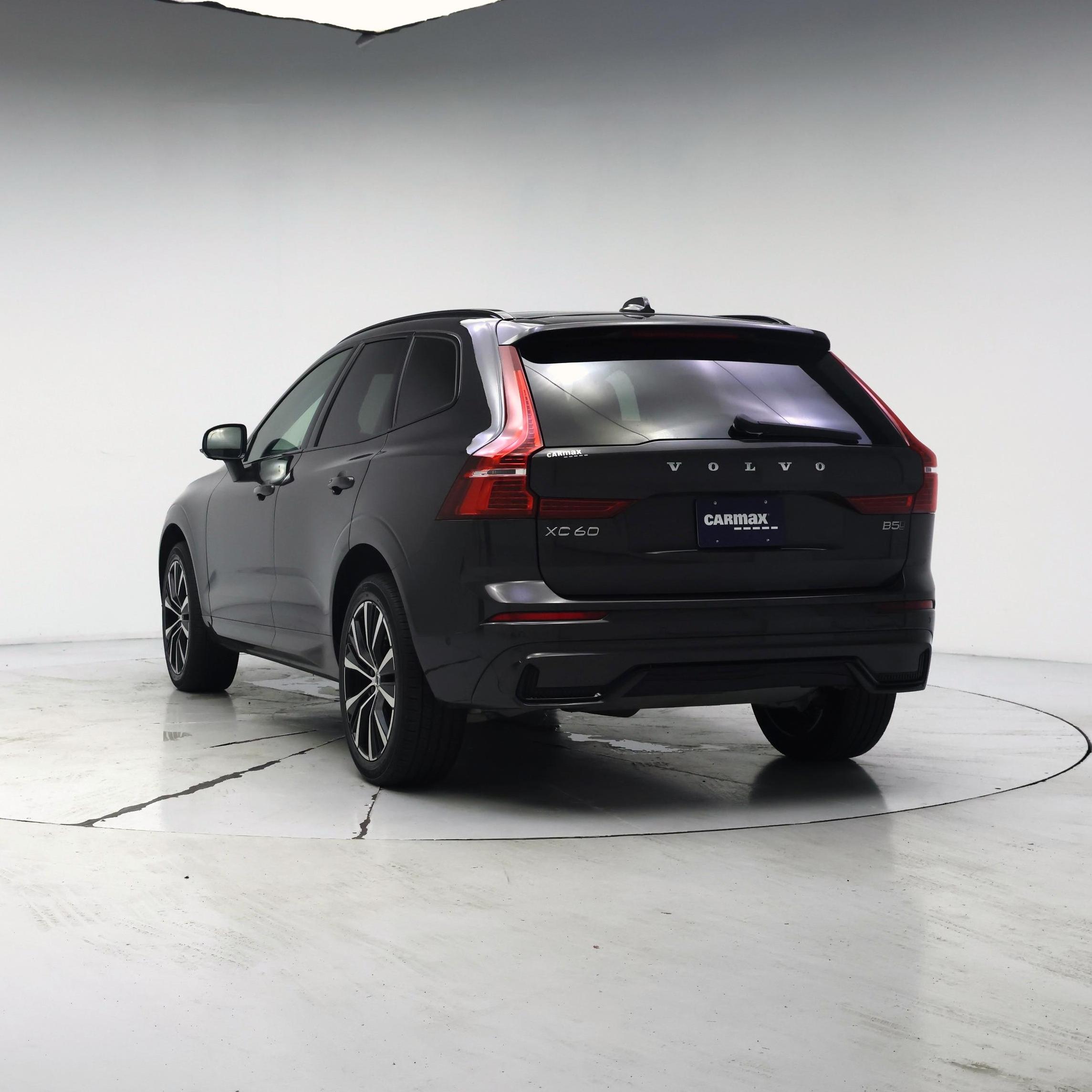 Thumbnail: 2024 Volvo XC60 - 2