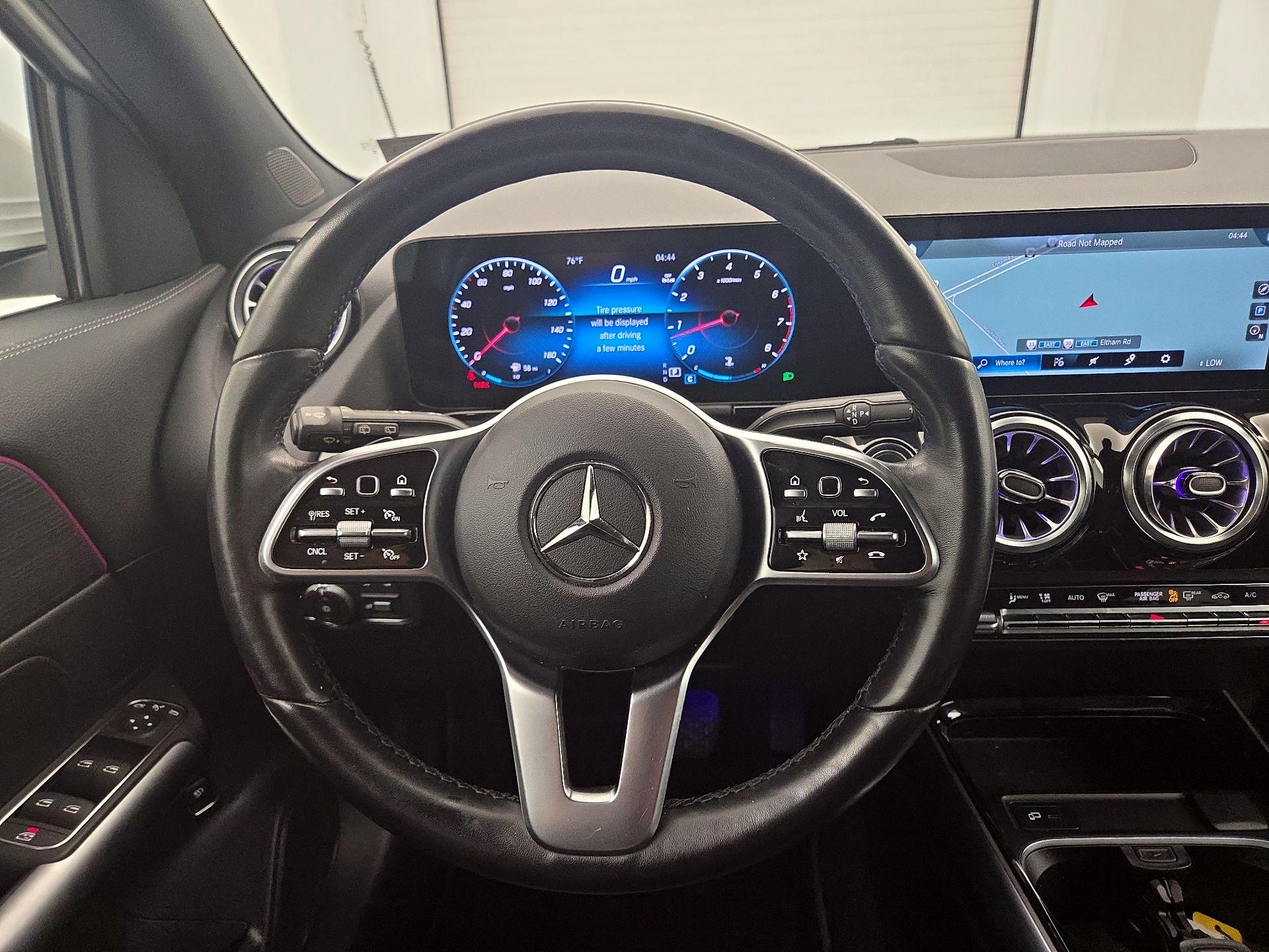 Thumbnail: 2023 Mercedes-Benz GLA - 10