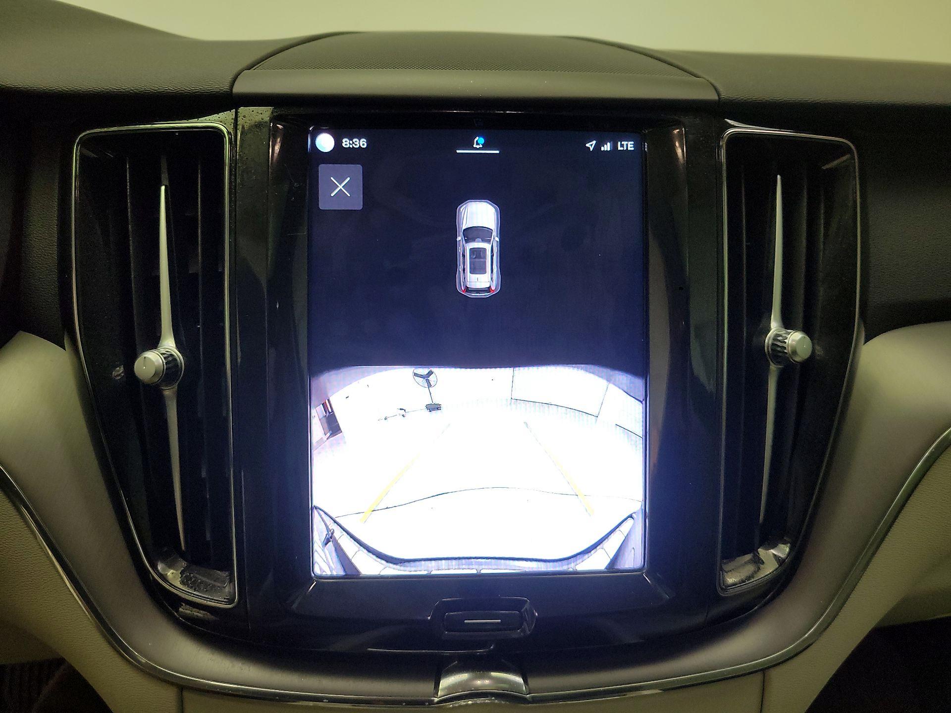 Thumbnail: 2024 Volvo XC60 - 14