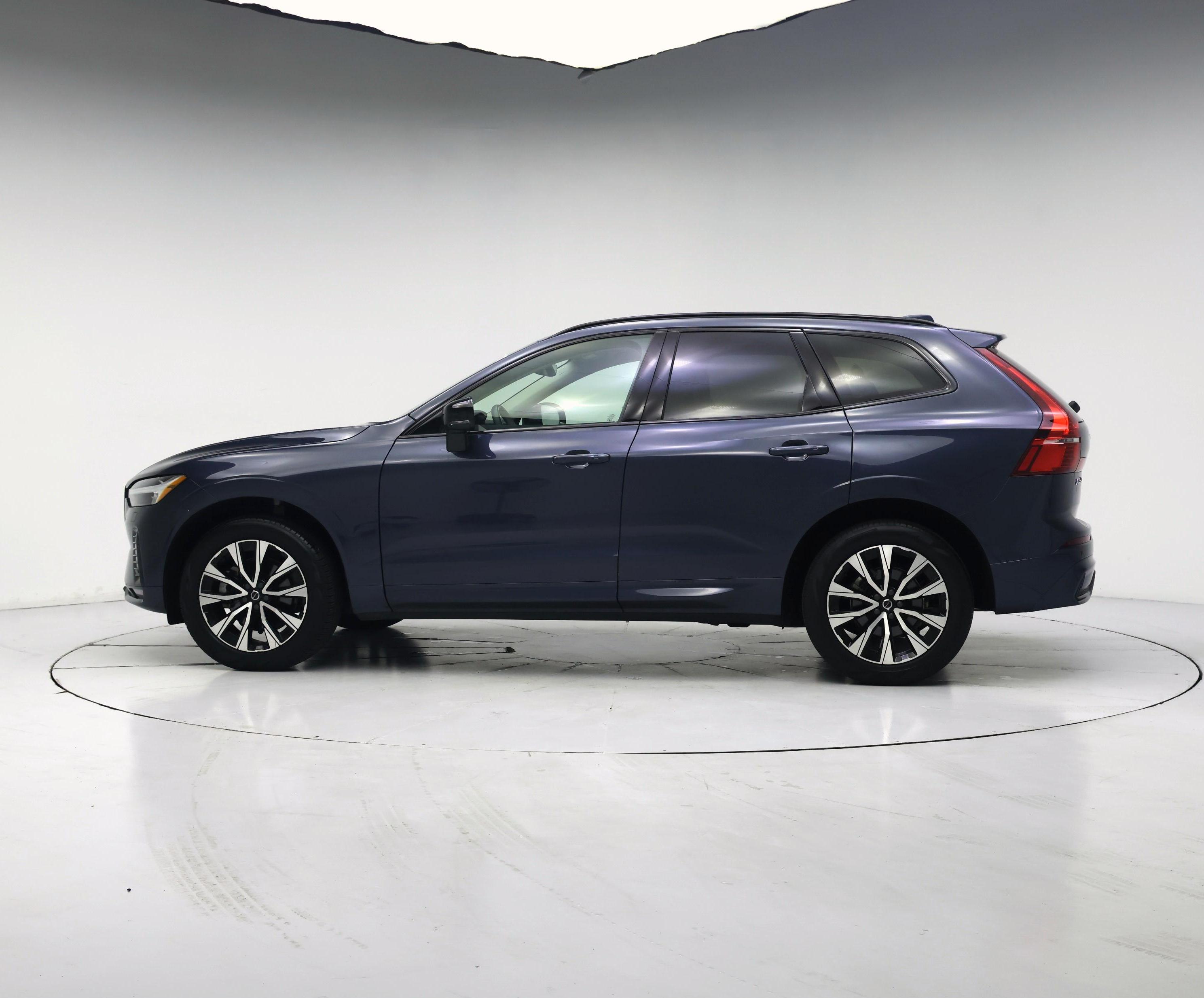 Thumbnail: 2024 Volvo XC60 - 3