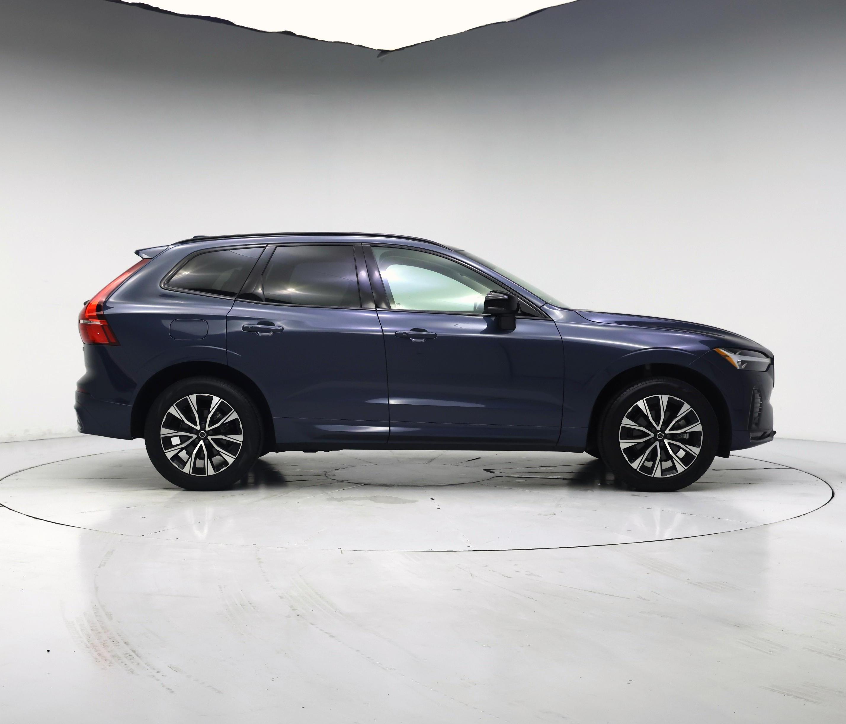 Thumbnail: 2024 Volvo XC60 - 7
