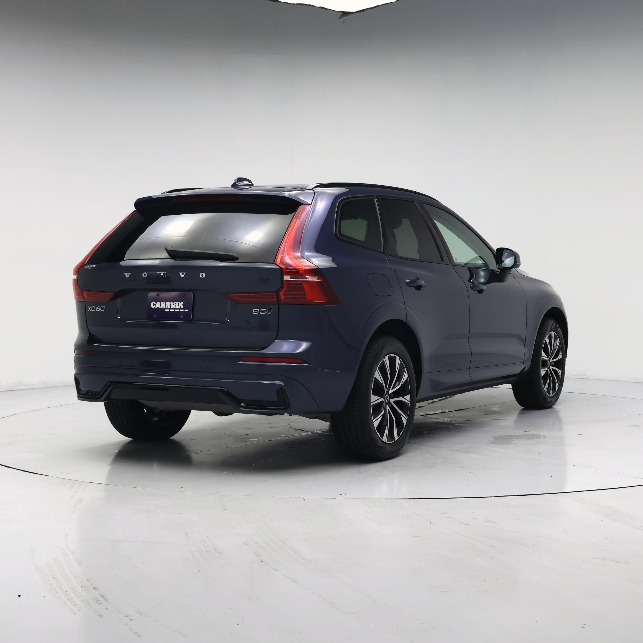 Thumbnail: 2024 Volvo XC60 - 8
