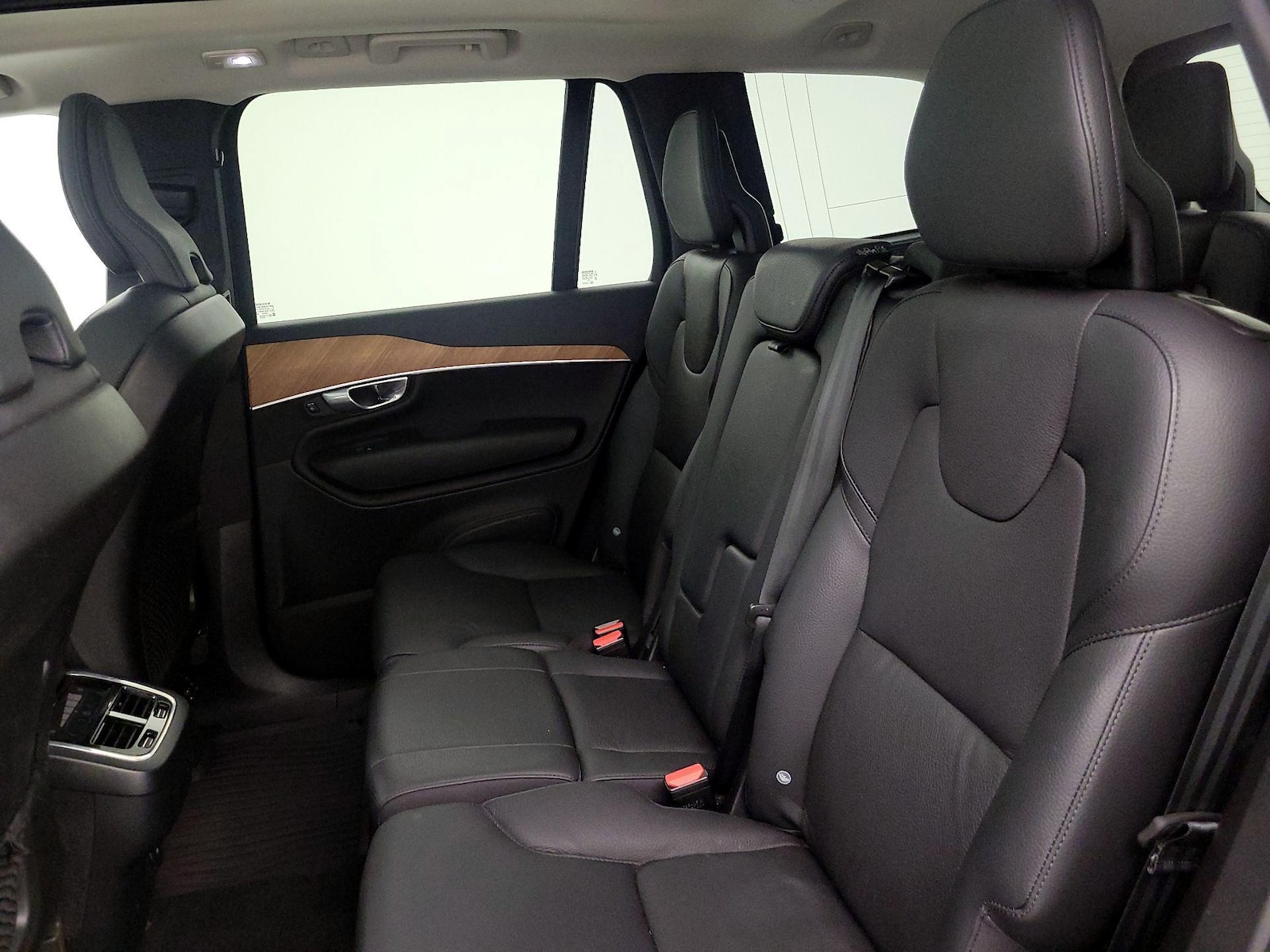 2023 Volvo XC90 Plus - Photo 22