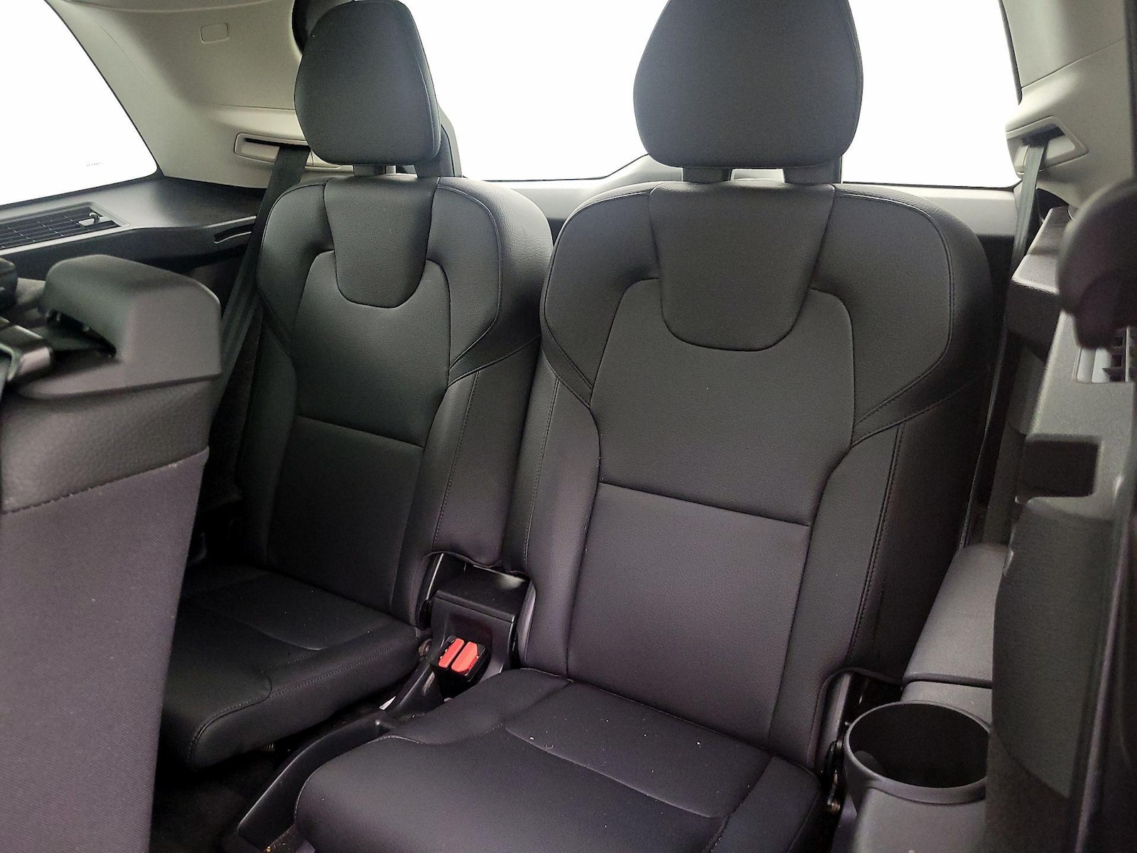 2023 Volvo XC90 Plus - Photo 23