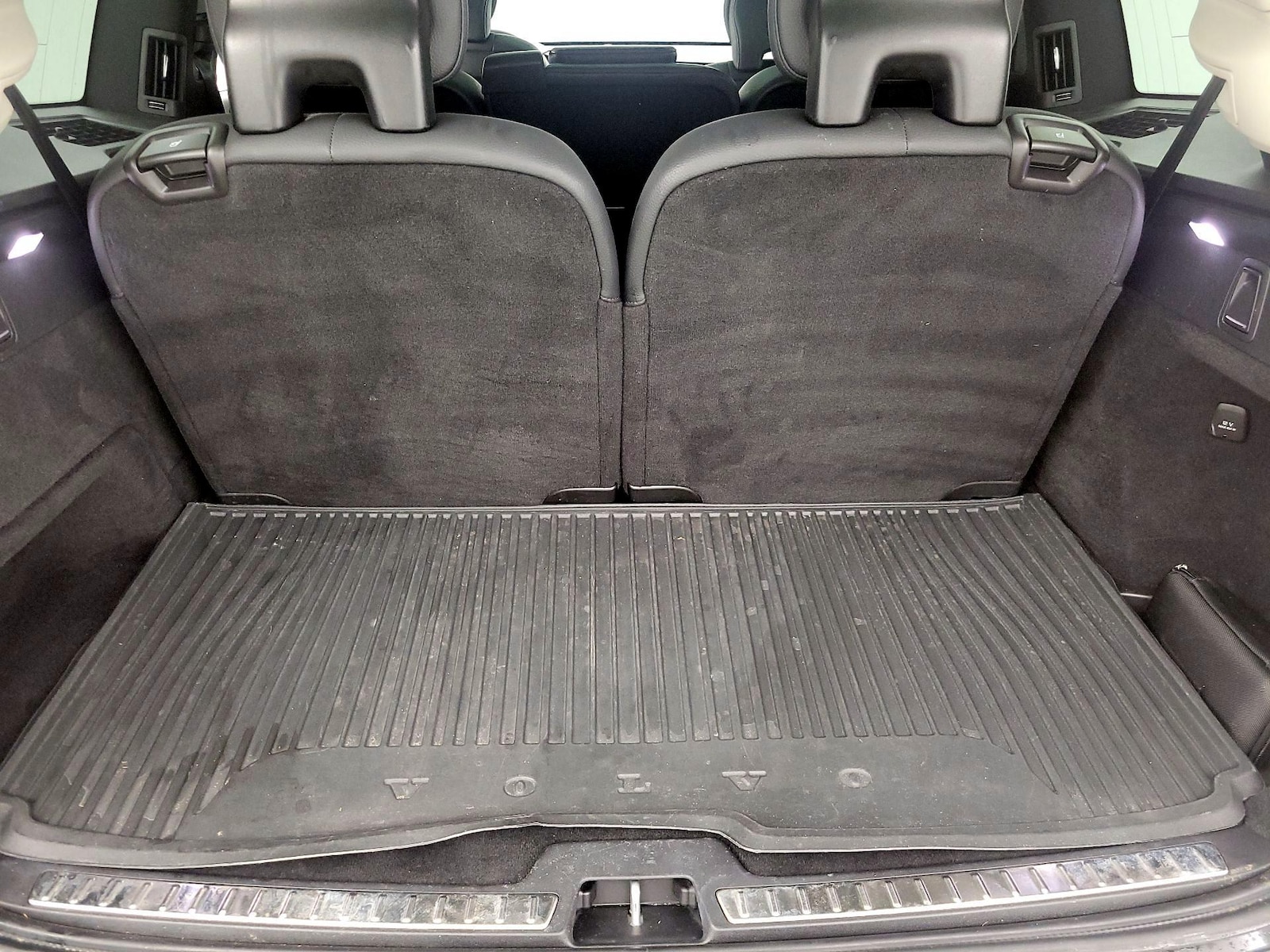 2023 Volvo XC90 Plus - Photo 24