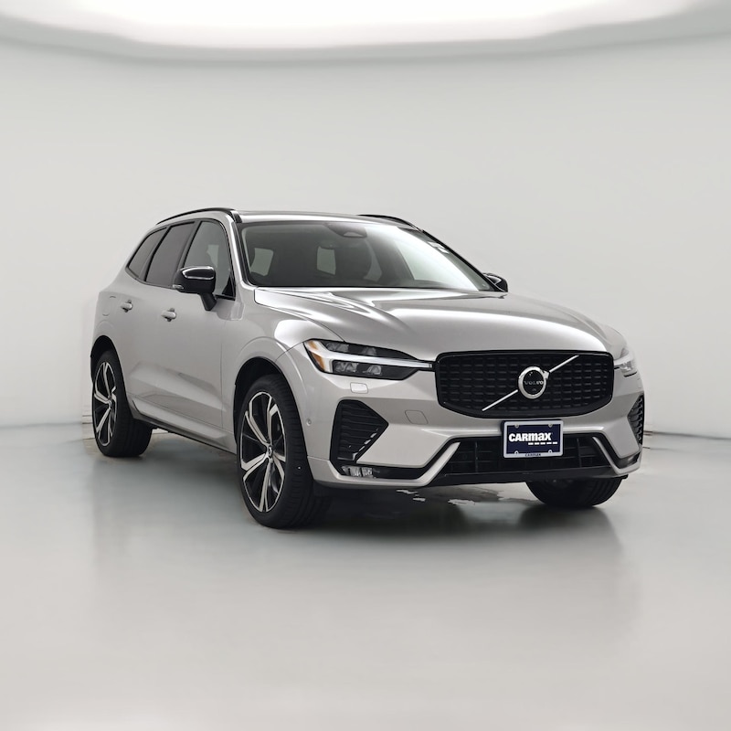 2023 Volvo XC60 B5 Ultimate Dark Theme