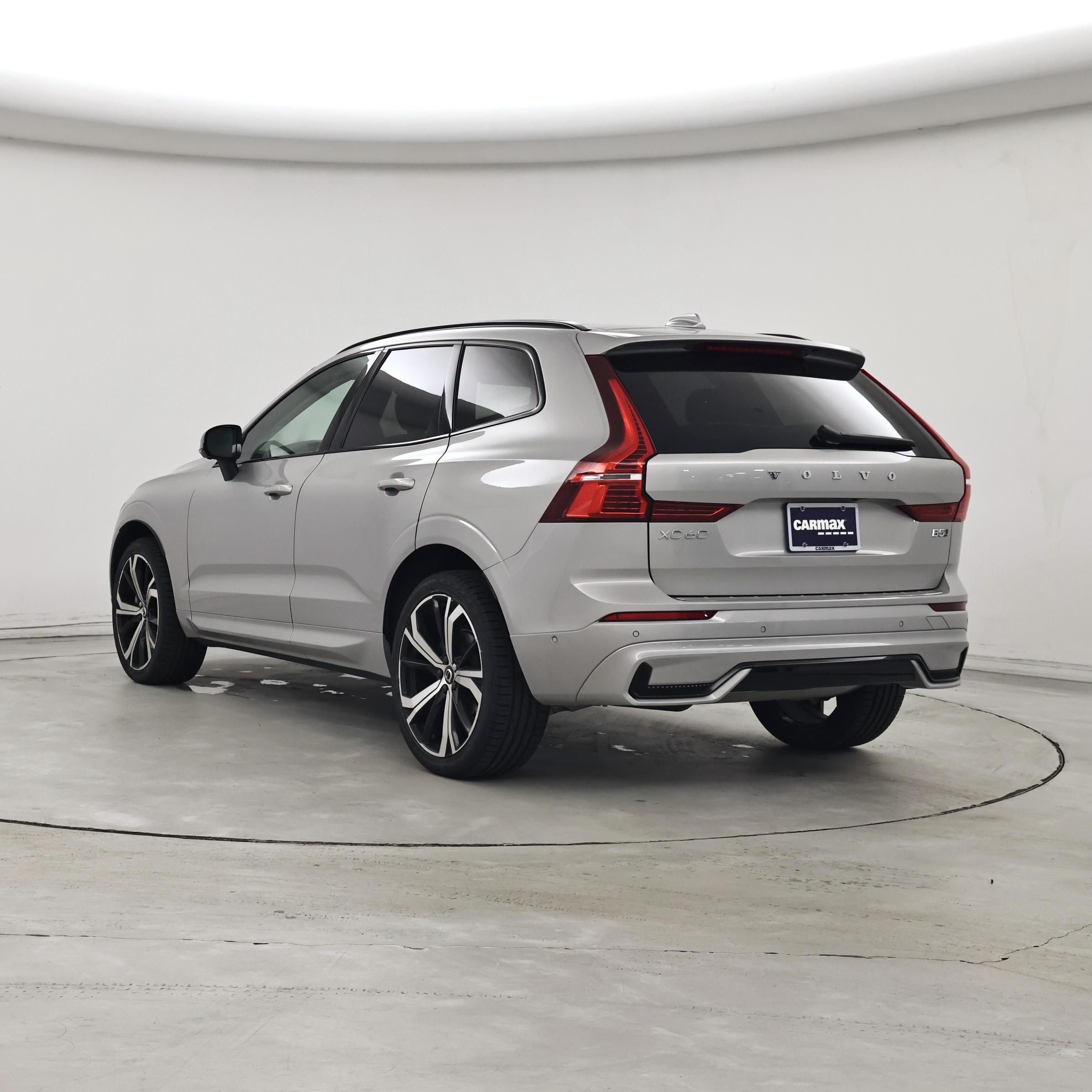 Thumbnail: 2023 Volvo XC60 - 2