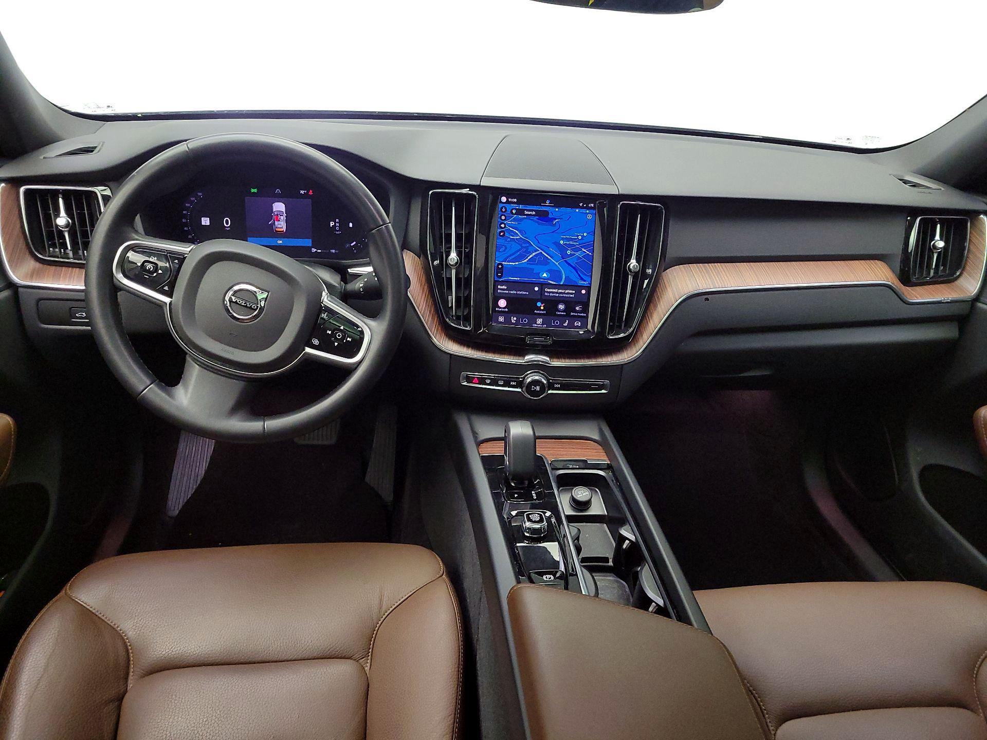Thumbnail: 2023 Volvo XC60 - 9
