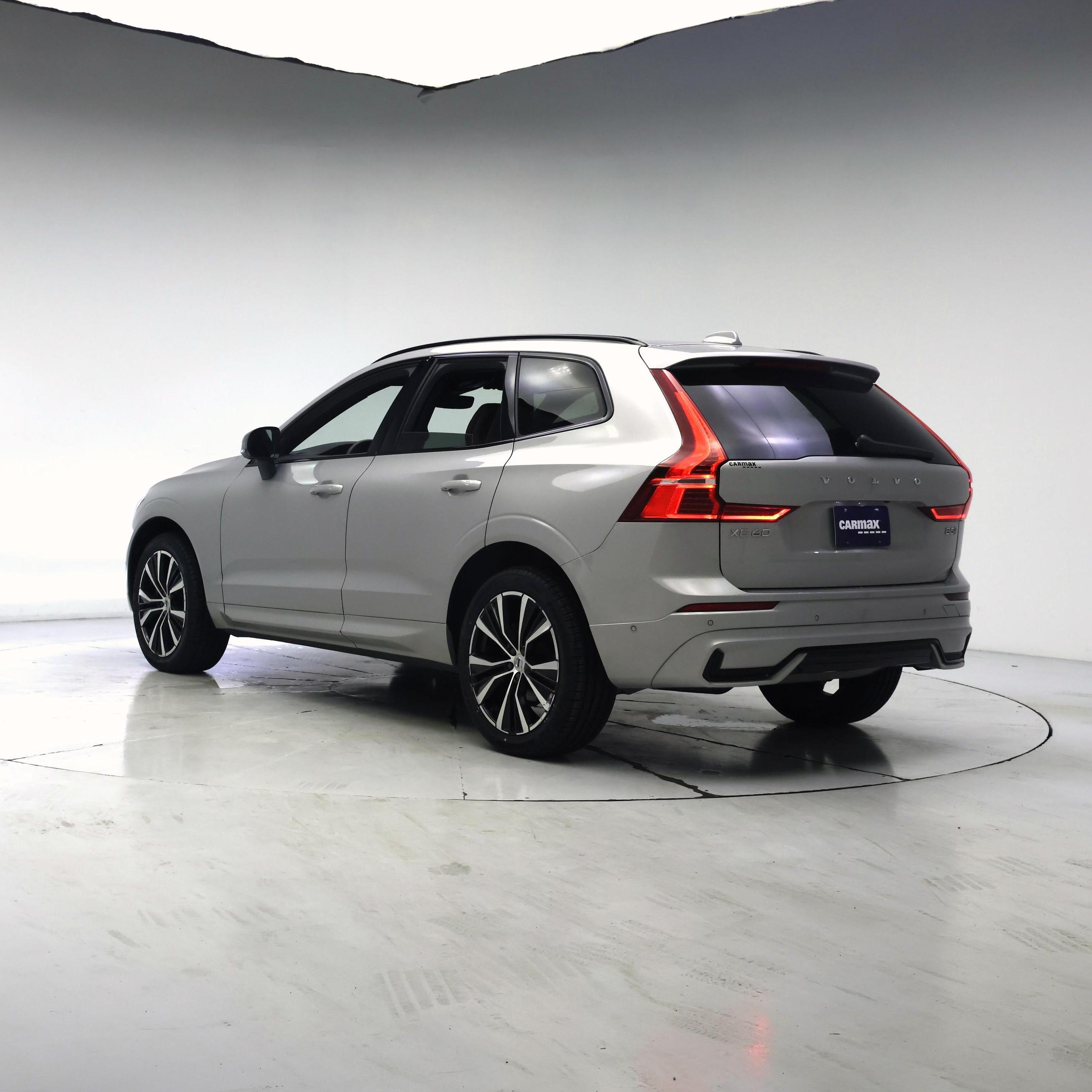 Thumbnail: 2023 Volvo XC60 - 2