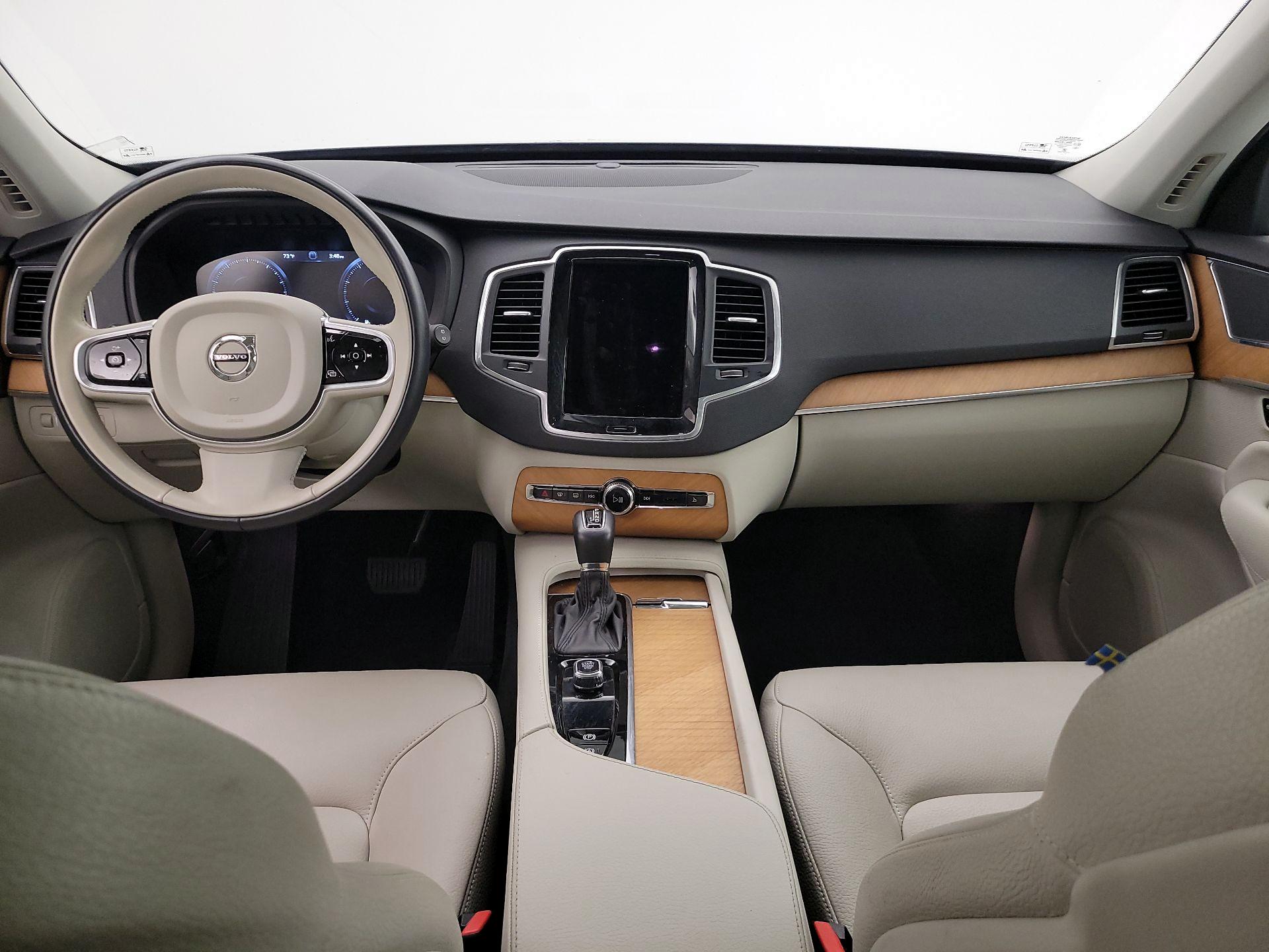 Thumbnail: 2022 Volvo XC90 - 9