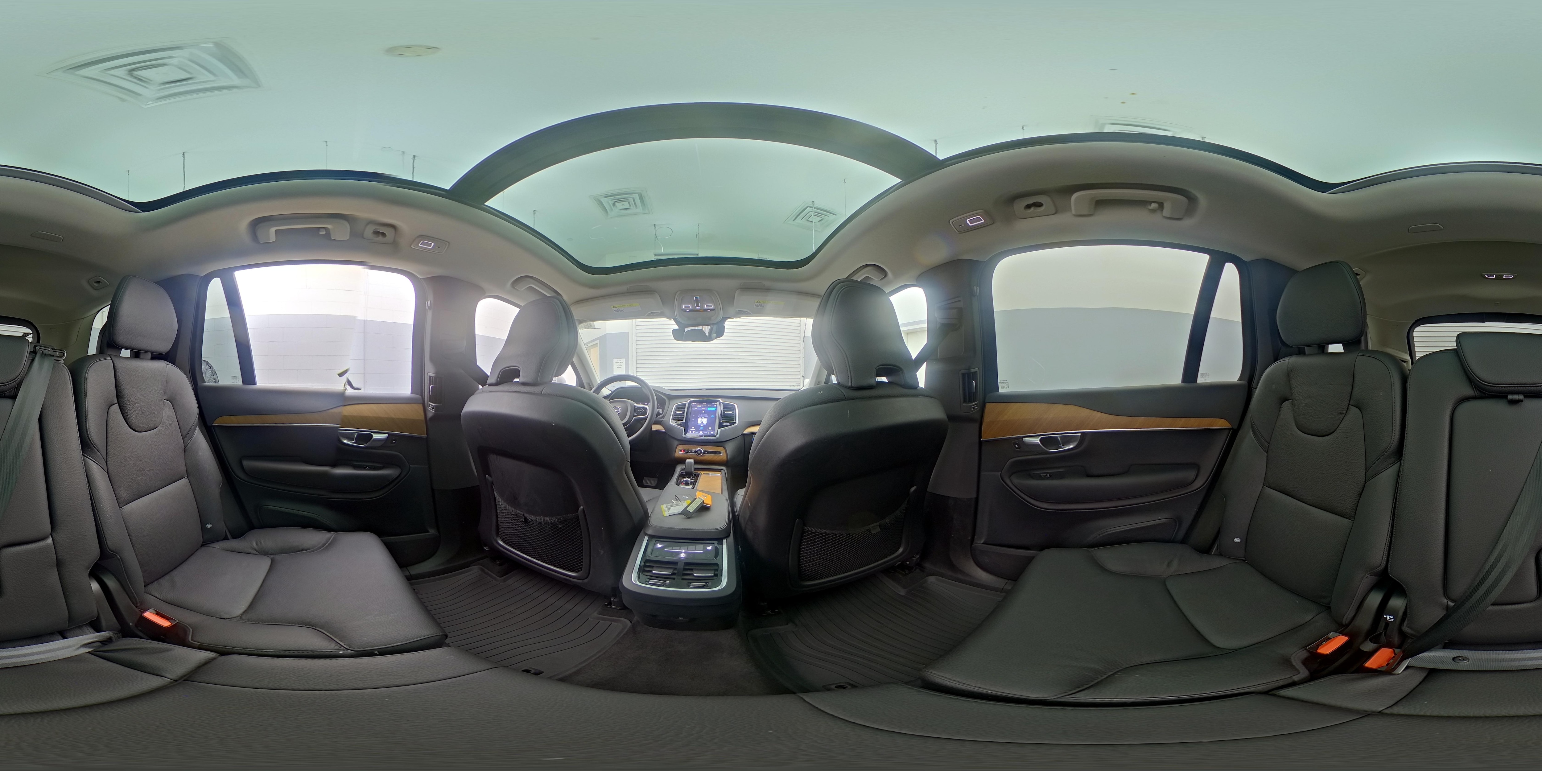2023 Volvo XC90 Plus - Photo 26