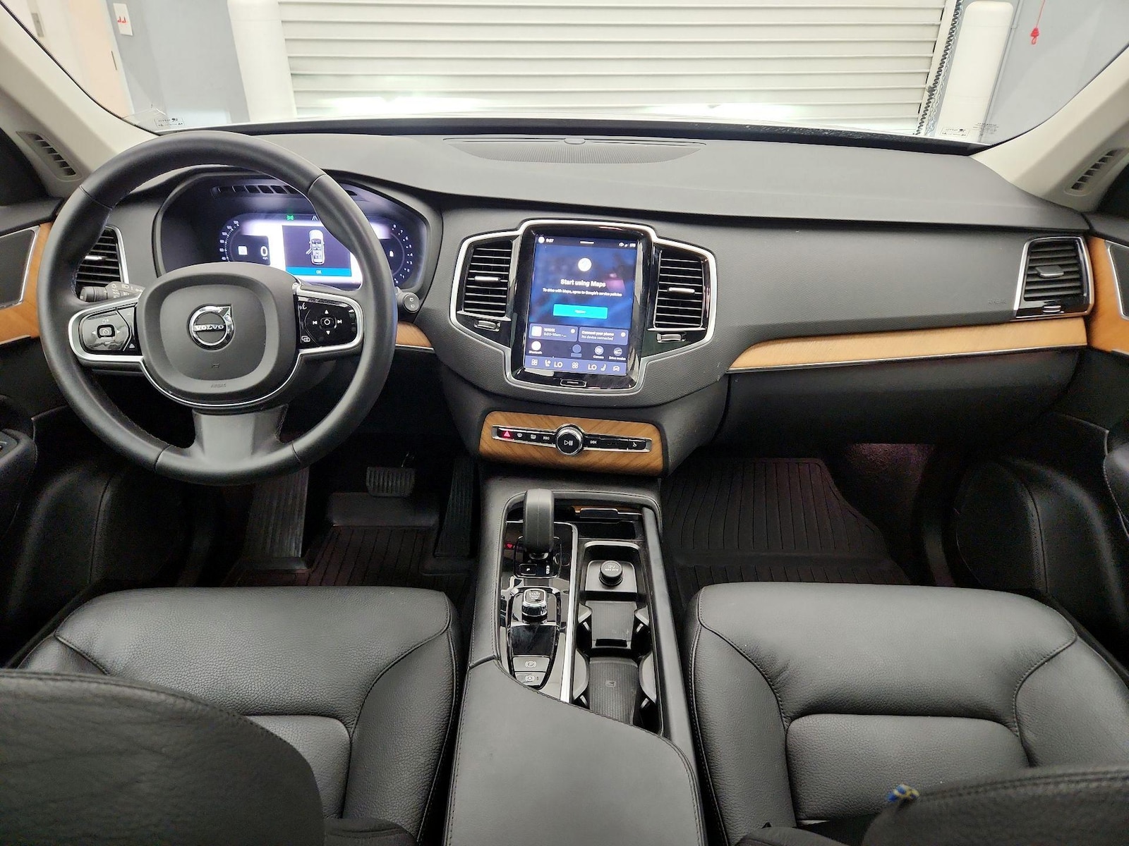 2023 Volvo XC90 Plus - Photo 10