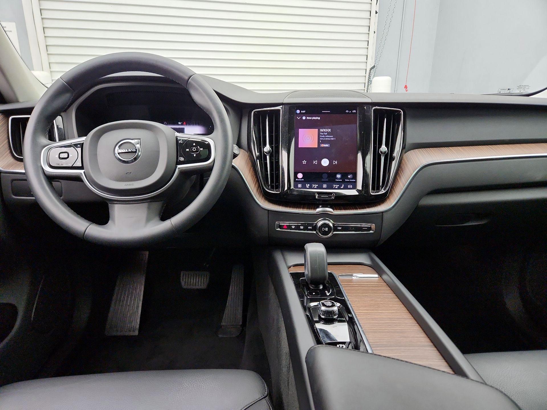 Thumbnail: 2023 Volvo XC60 - 9