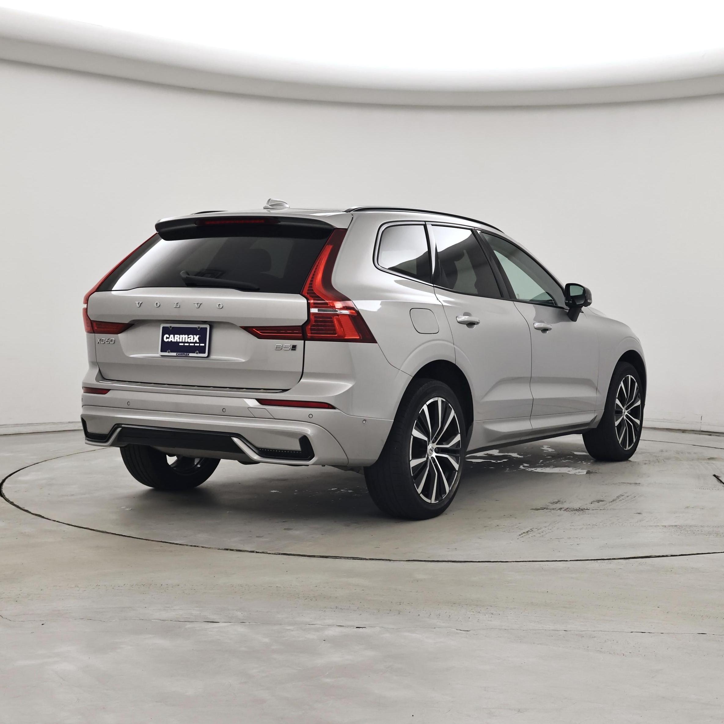 Thumbnail: 2023 Volvo XC60 - 8
