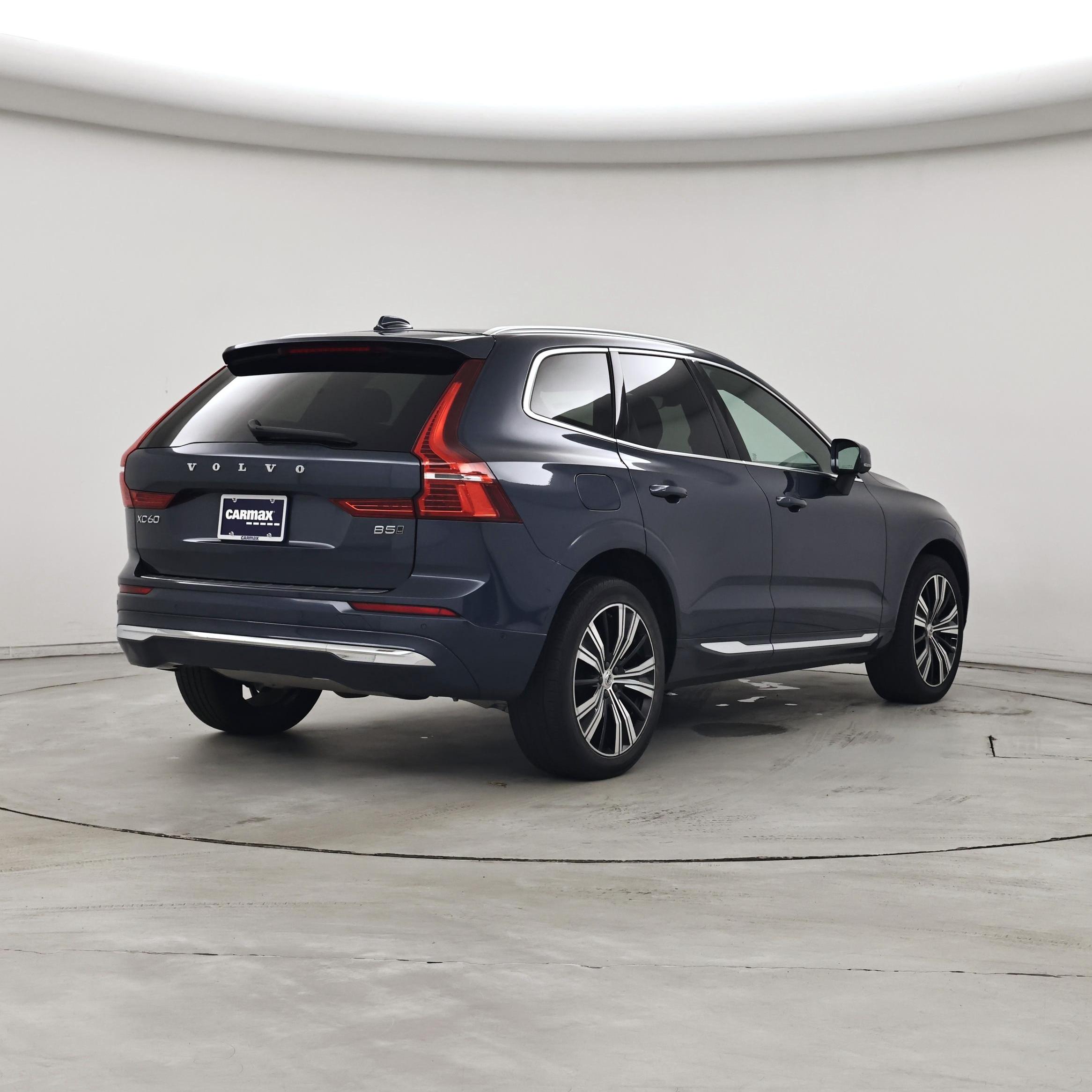 Thumbnail: 2023 Volvo XC60 - 8