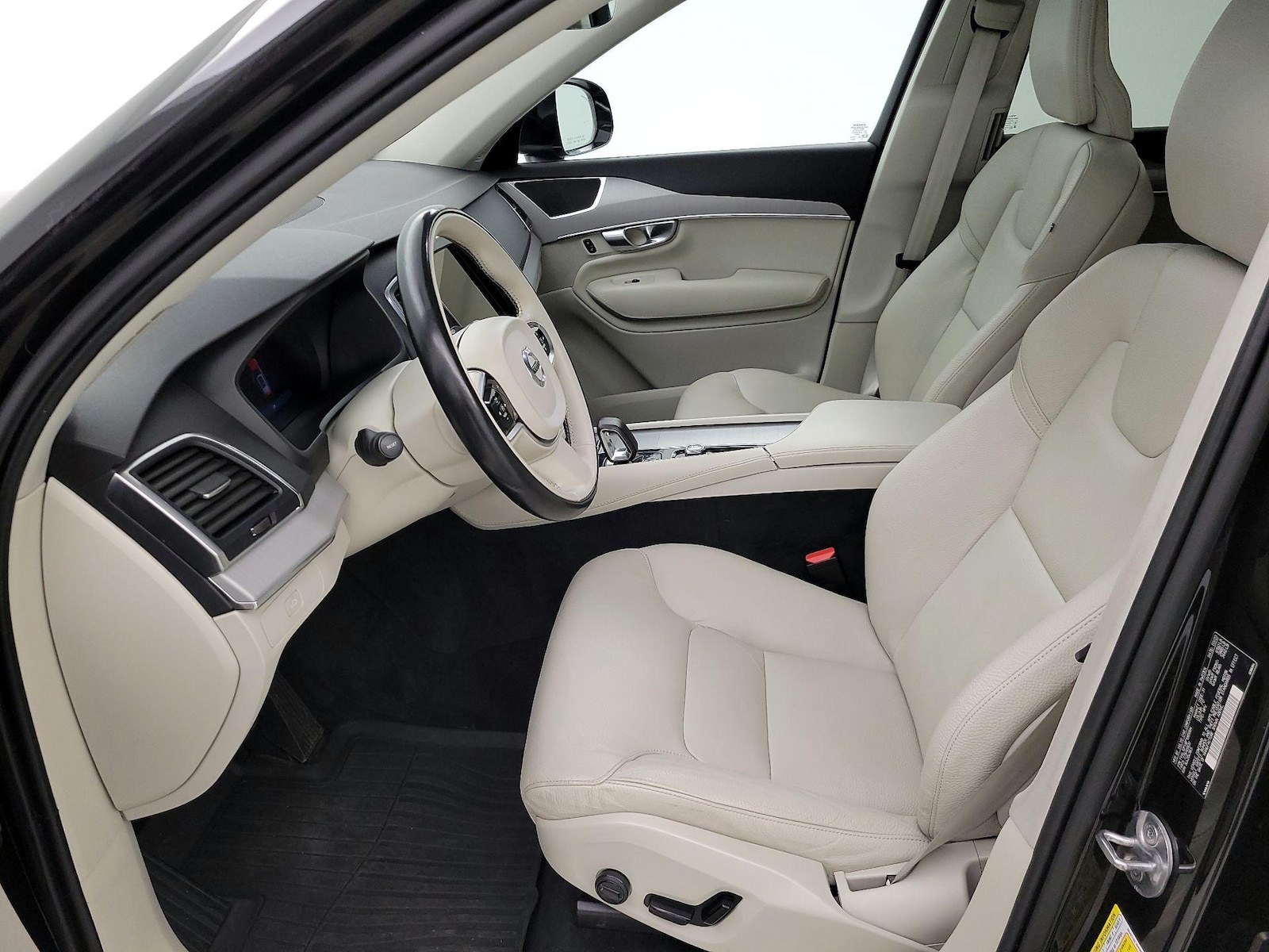 2023 Volvo XC90 Core - Photo 12