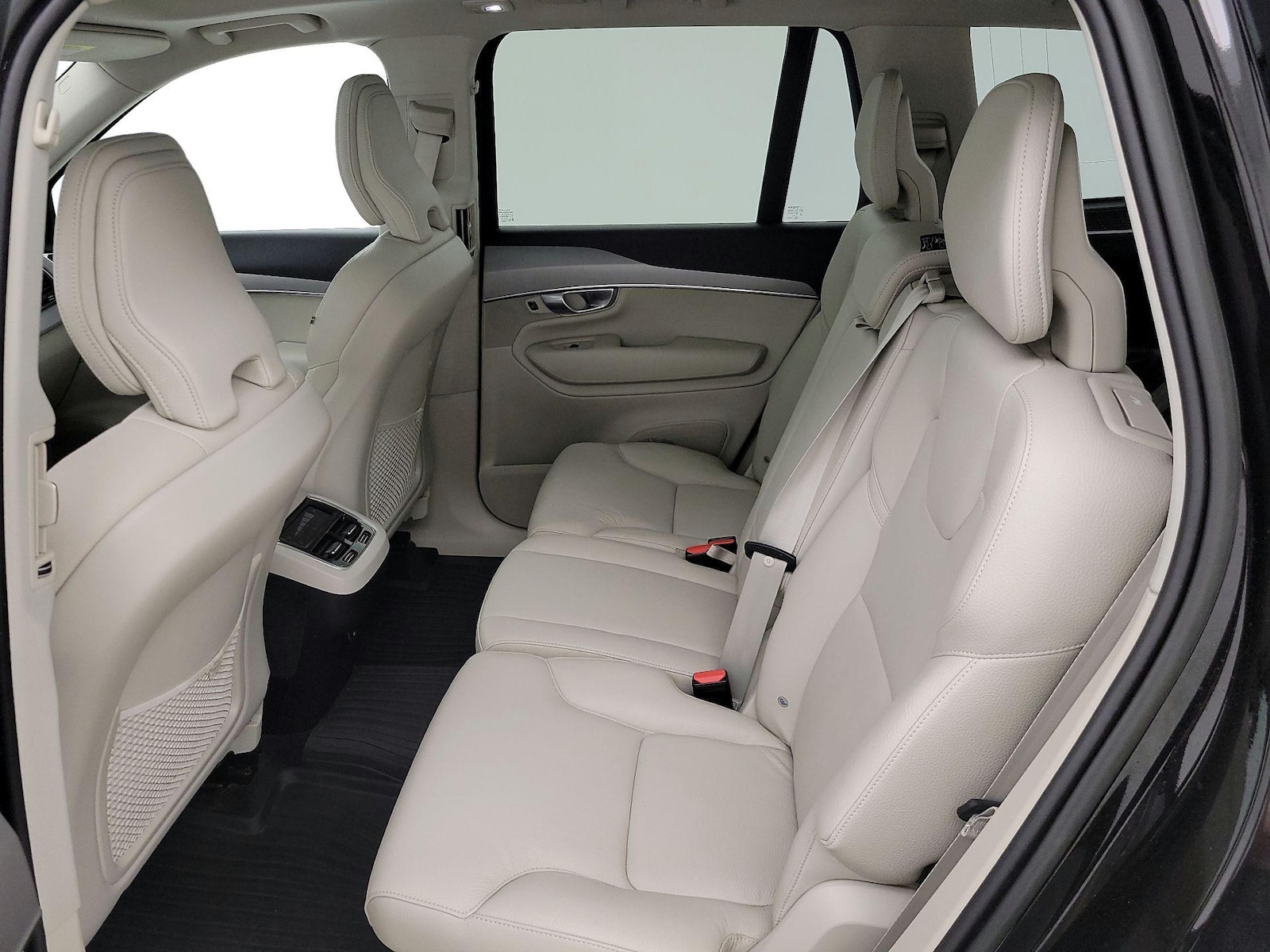 2023 Volvo XC90 Core - Photo 22