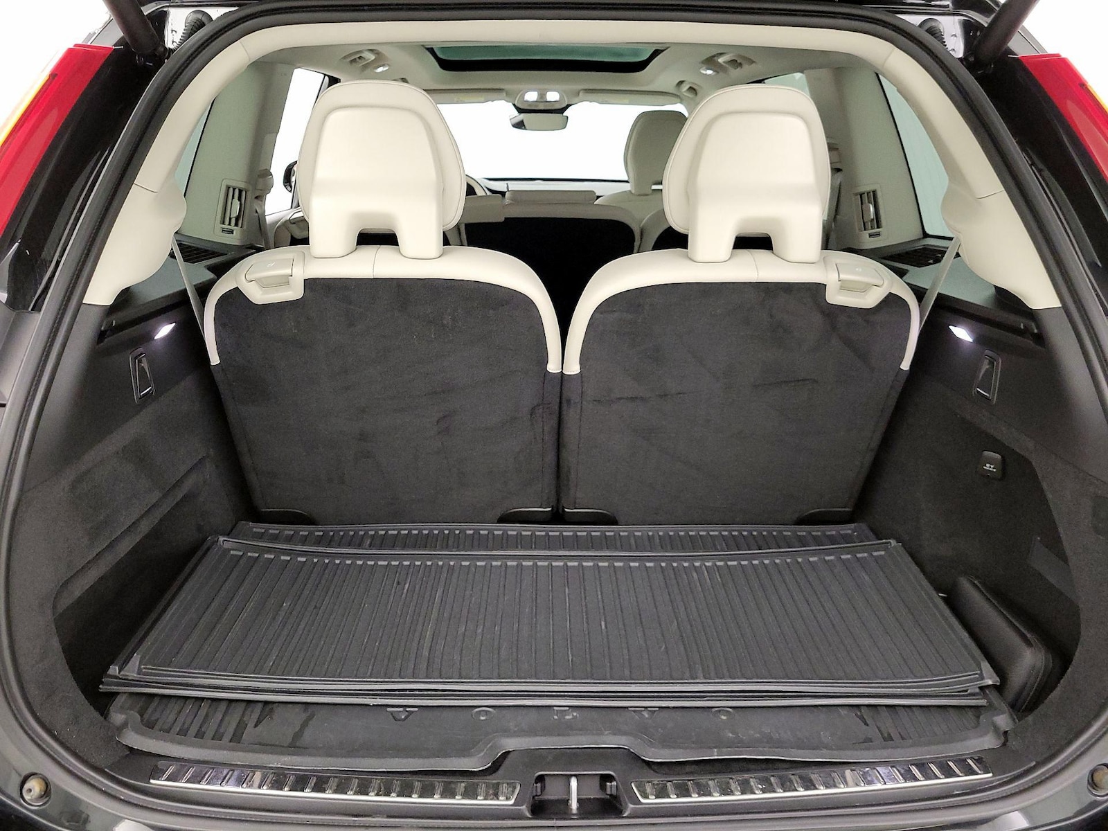 2023 Volvo XC90 Core - Photo 24
