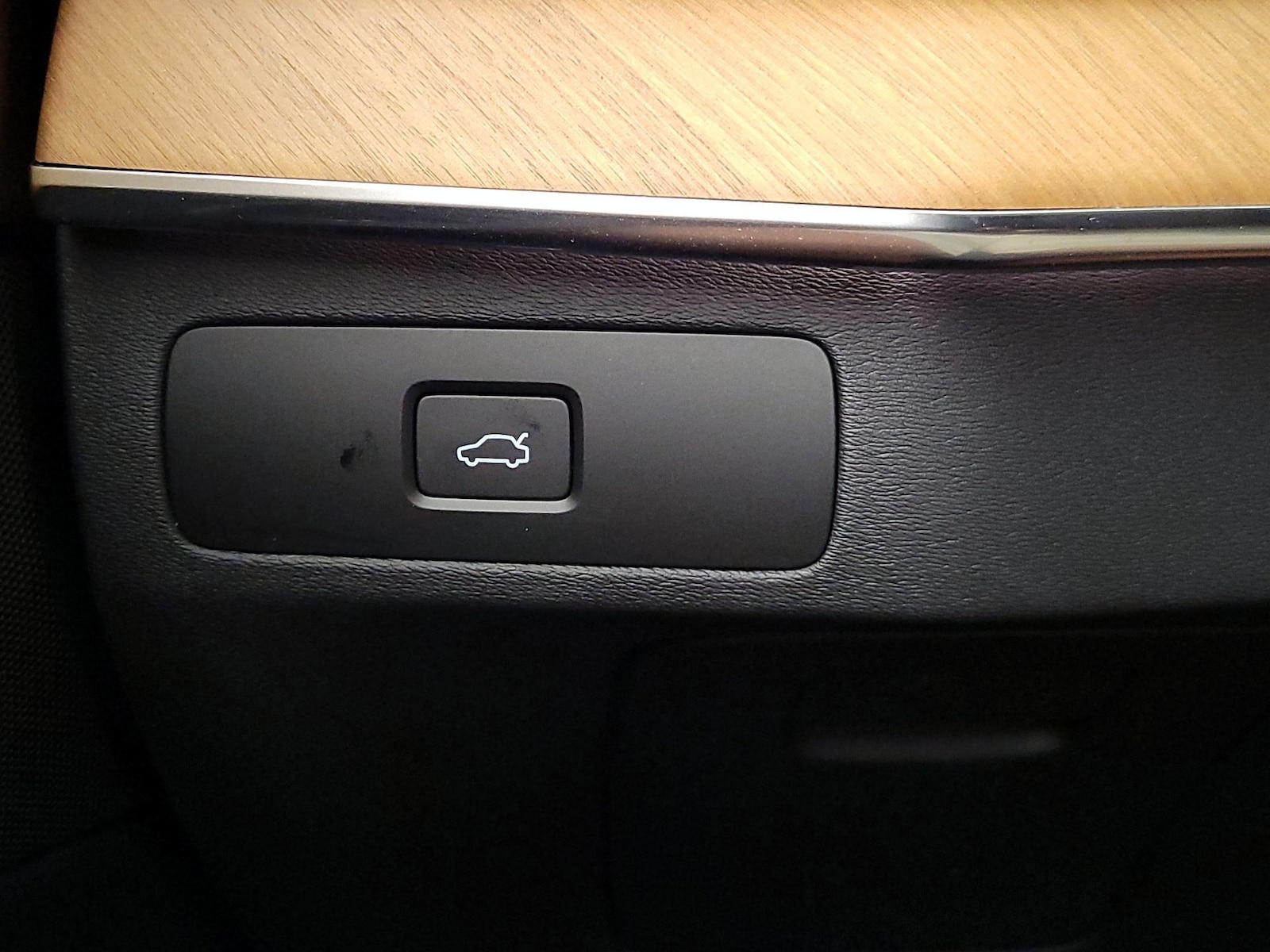 2023 Volvo XC90 Plus - Photo 14