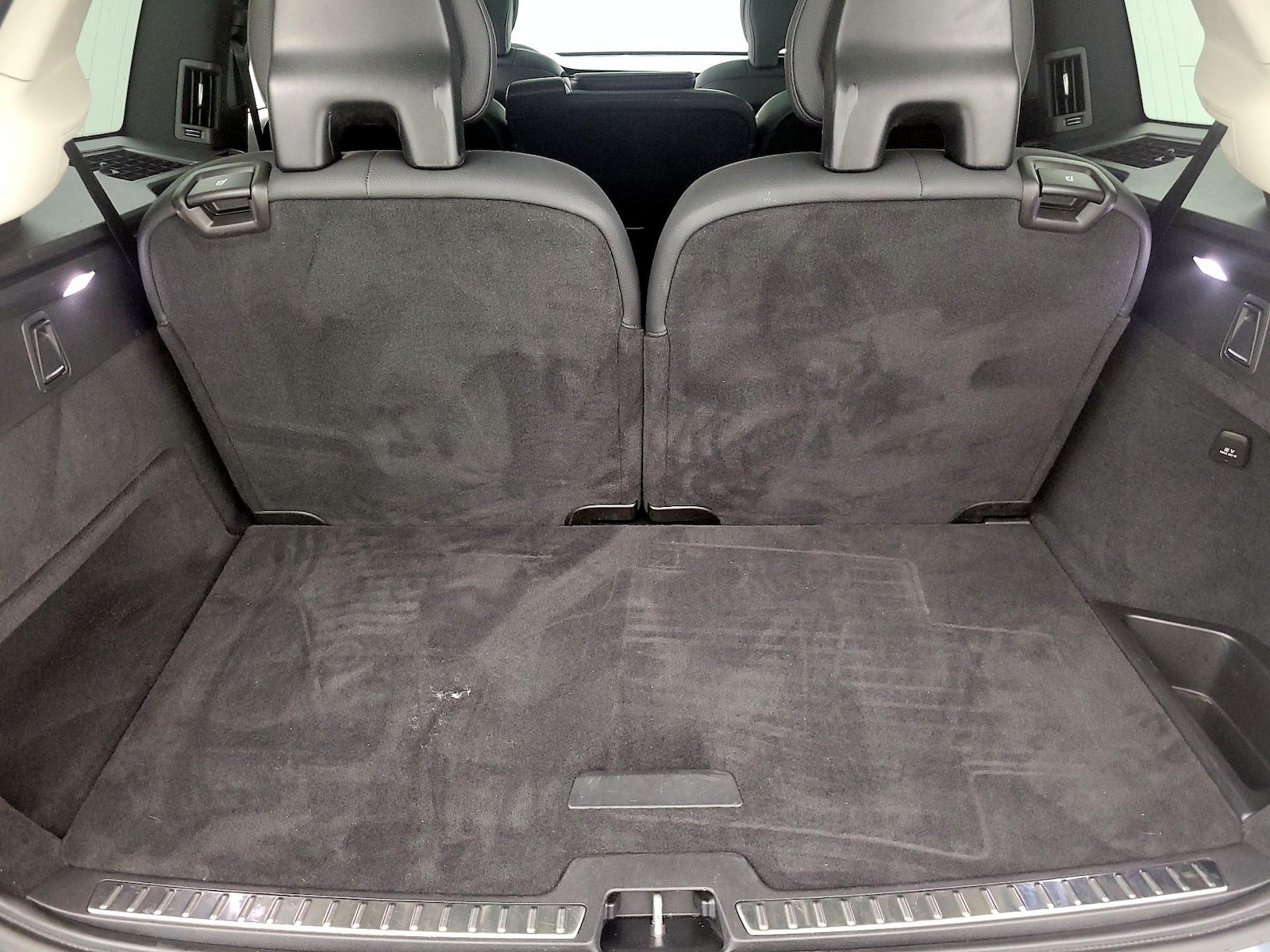 2023 Volvo XC90 Plus - Photo 24