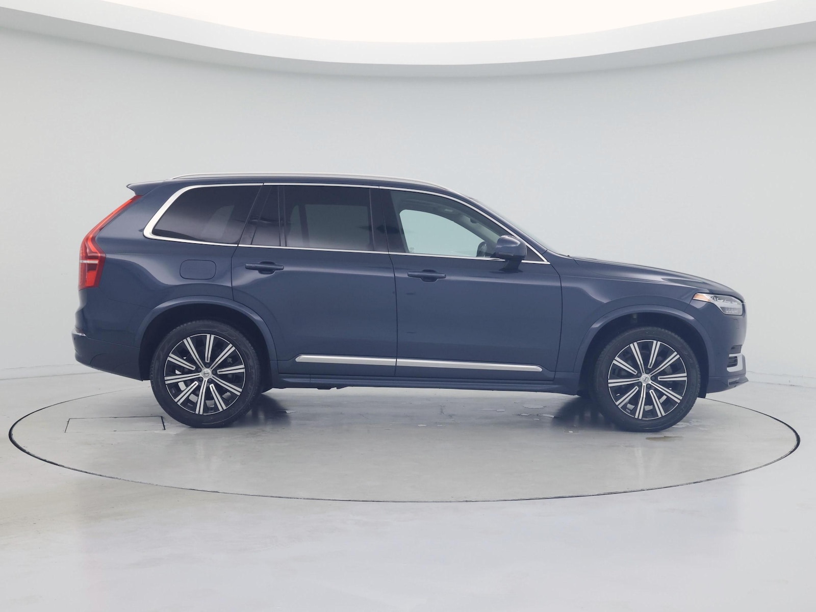 2023 Volvo XC90 Plus - Photo 8