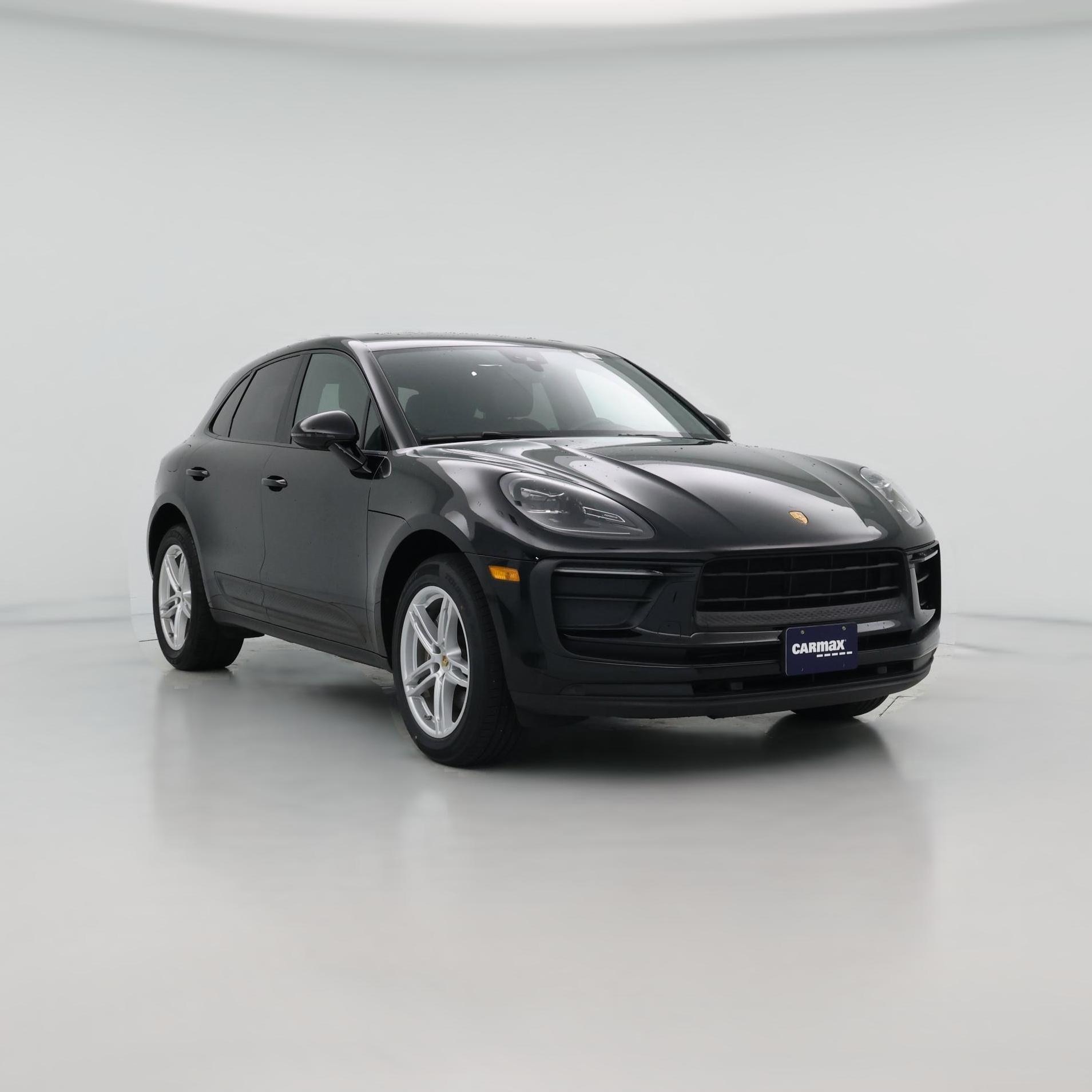 Thumbnail: 2022 Porsche Macan - 1