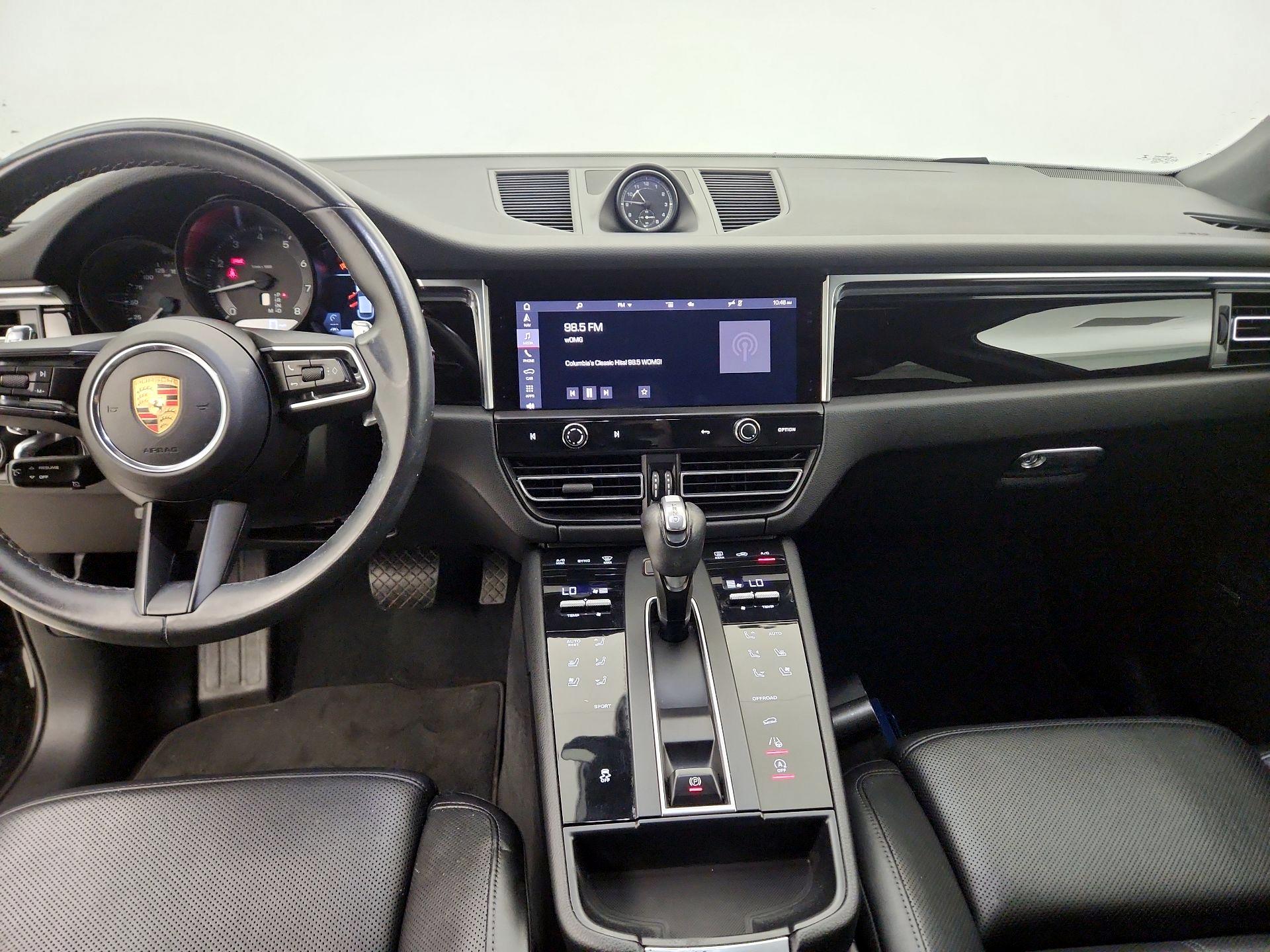 Thumbnail: 2022 Porsche Macan - 9