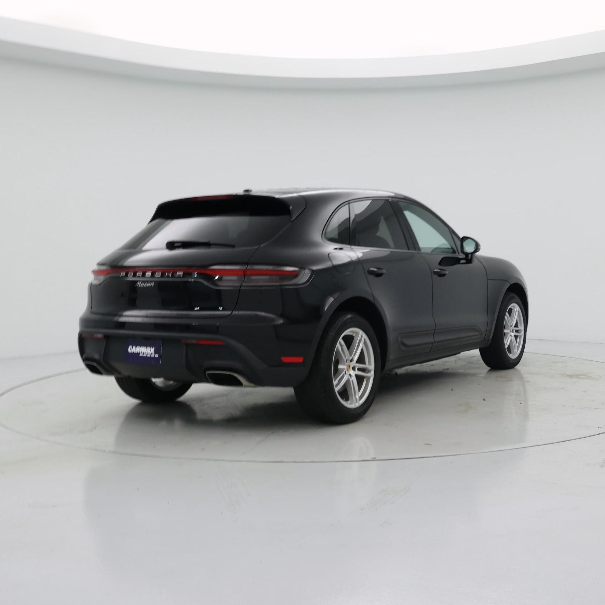 Thumbnail: 2022 Porsche Macan - 8