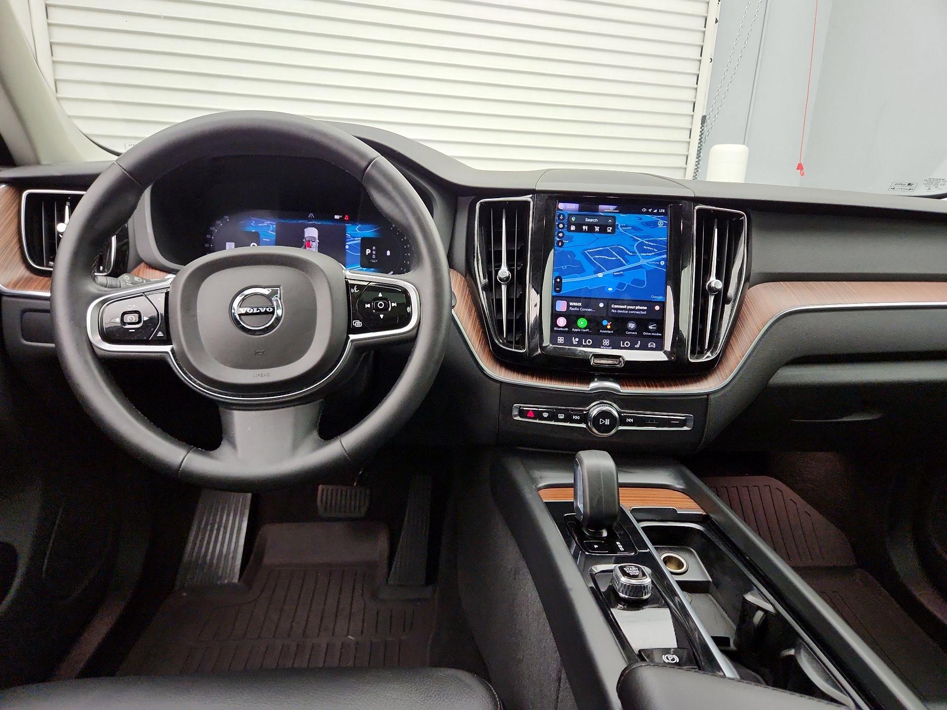 Thumbnail: 2023 Volvo XC60 - 9