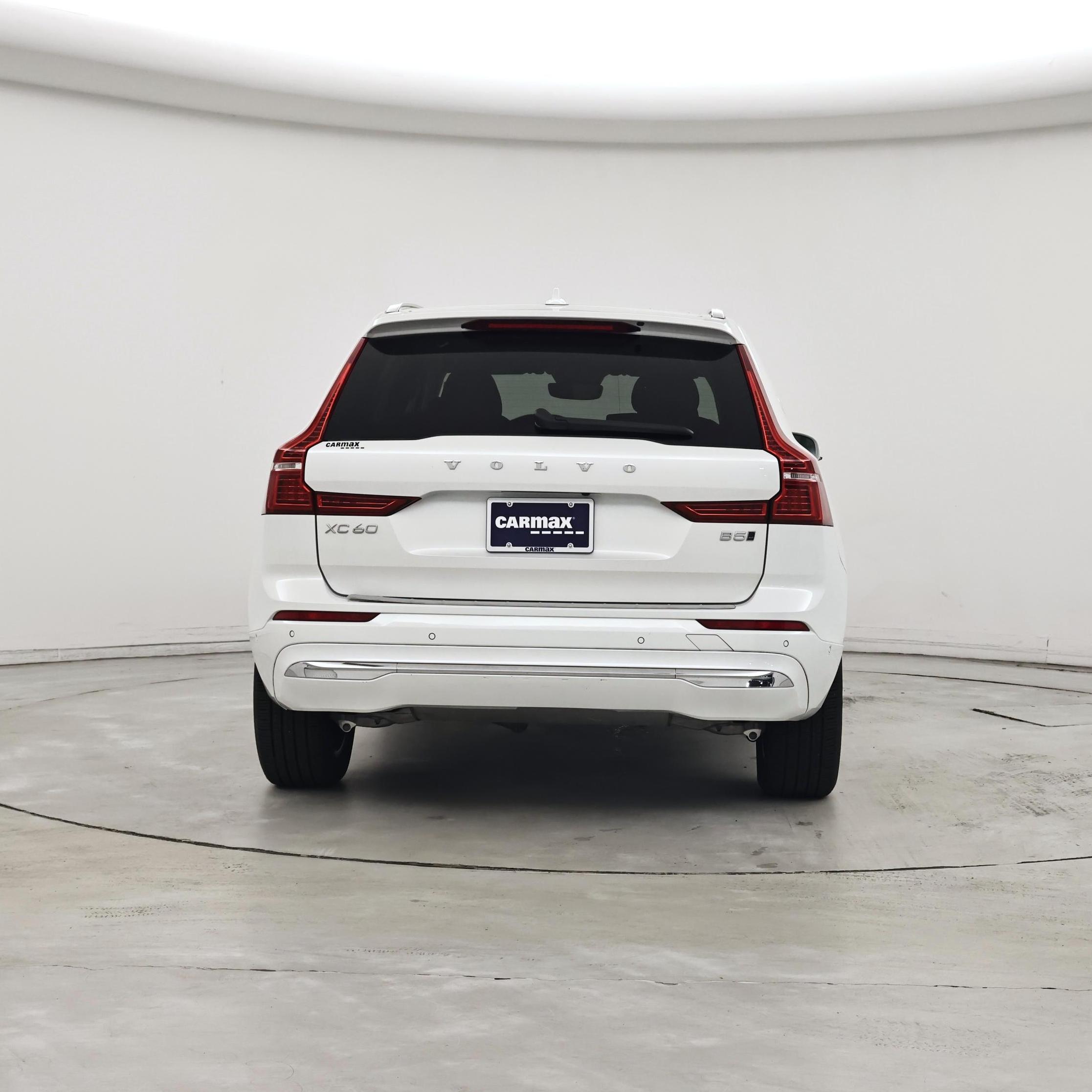Thumbnail: 2023 Volvo XC60 - 6
