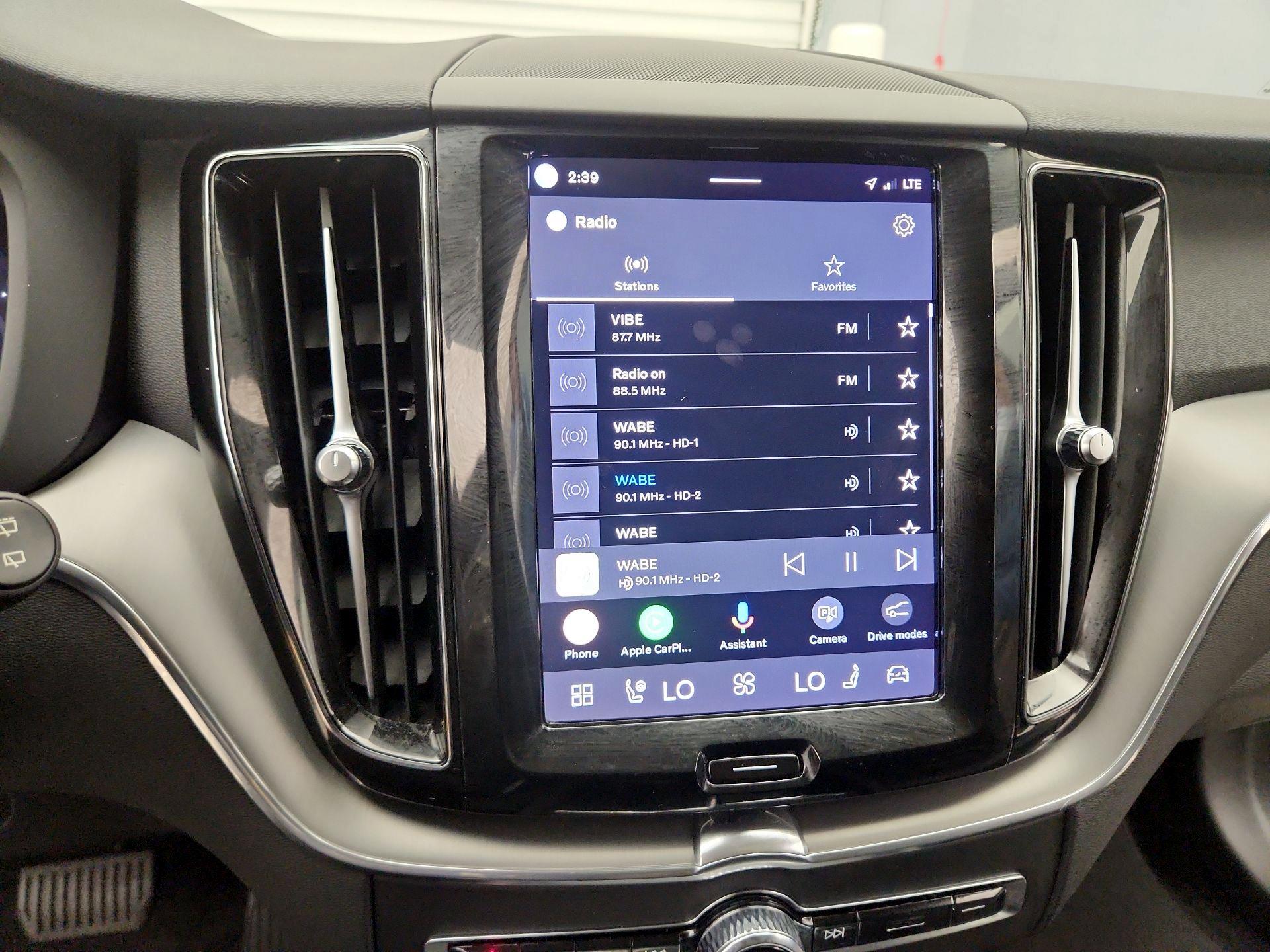 Thumbnail: 2023 Volvo XC60 - 16
