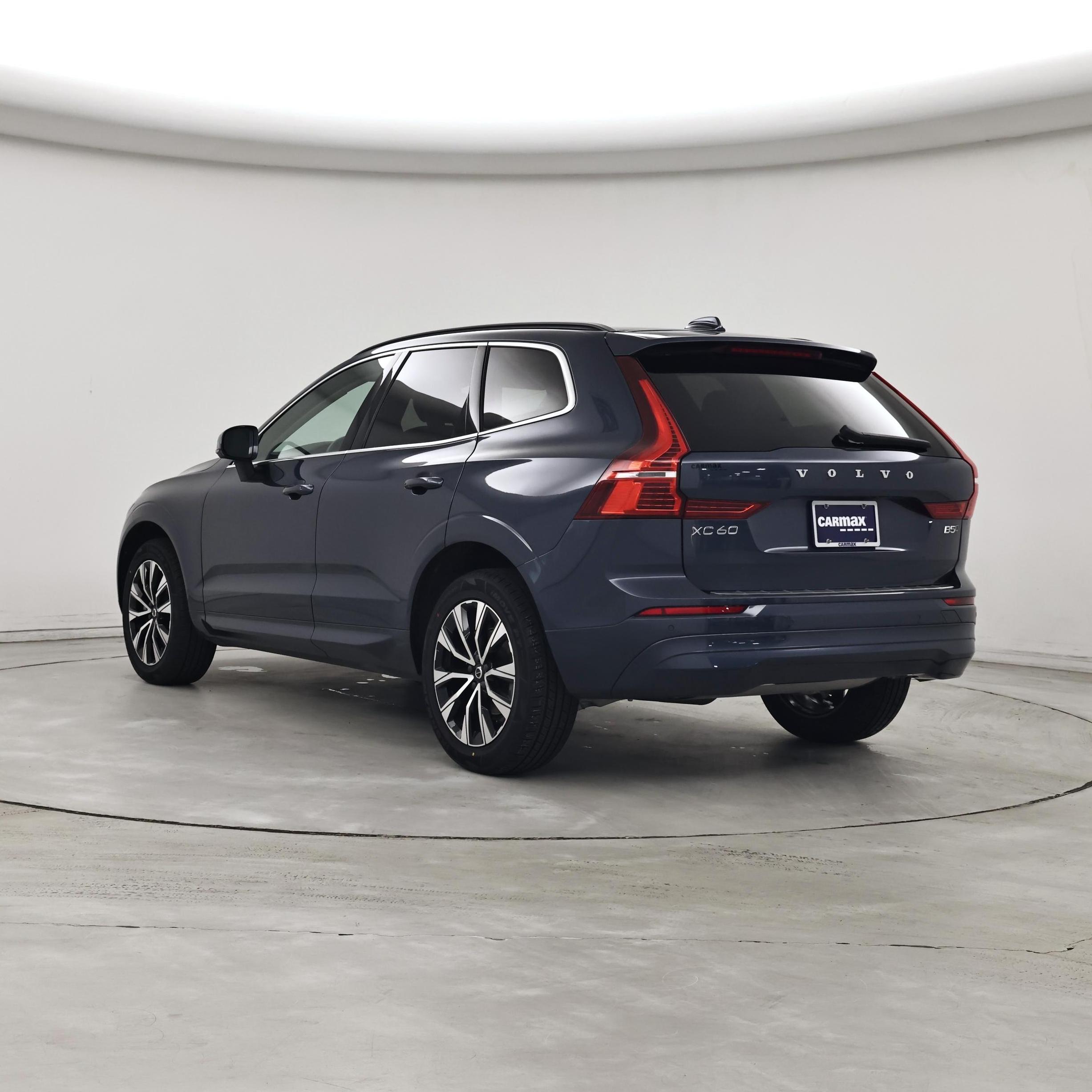 Thumbnail: 2023 Volvo XC60 - 2