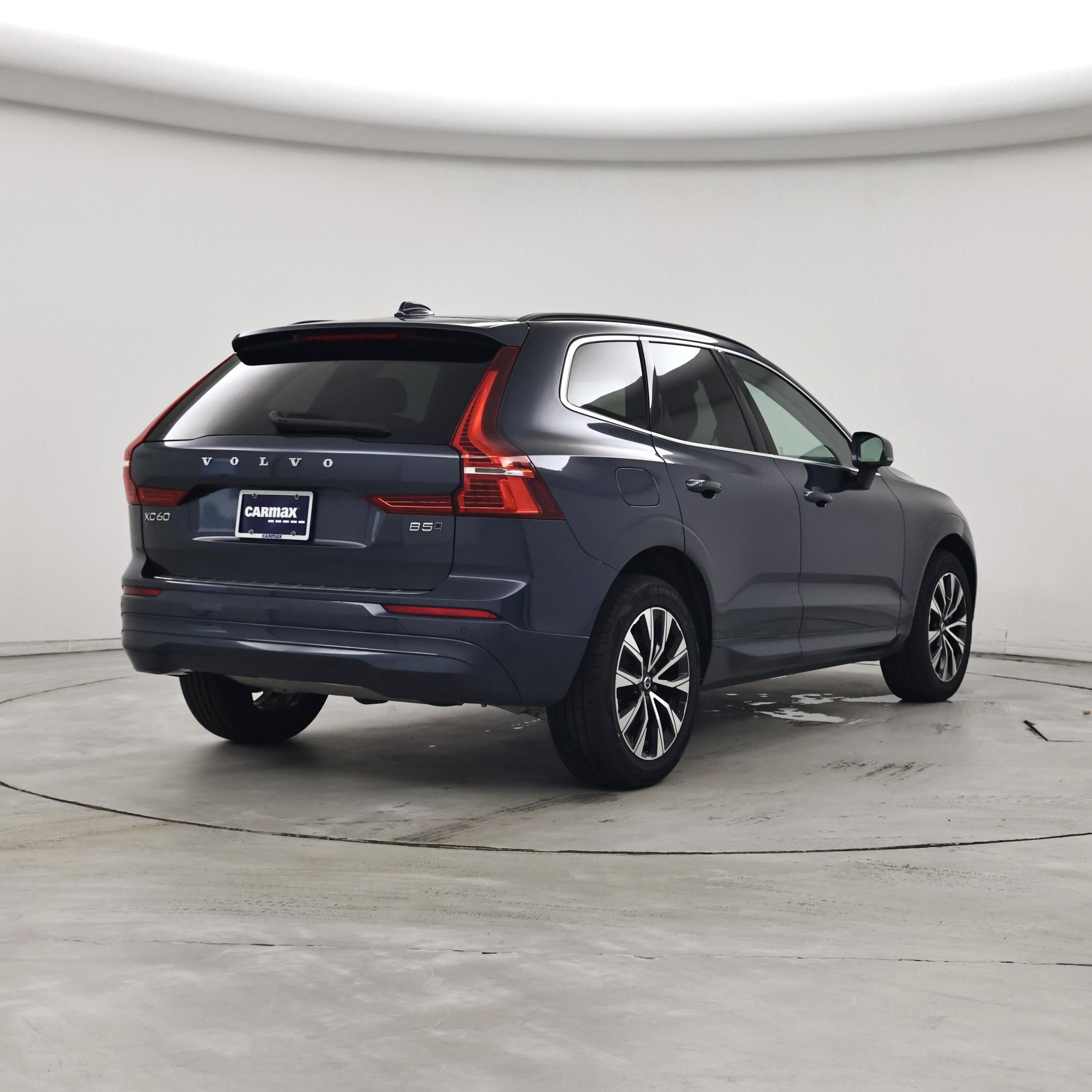 Thumbnail: 2023 Volvo XC60 - 8